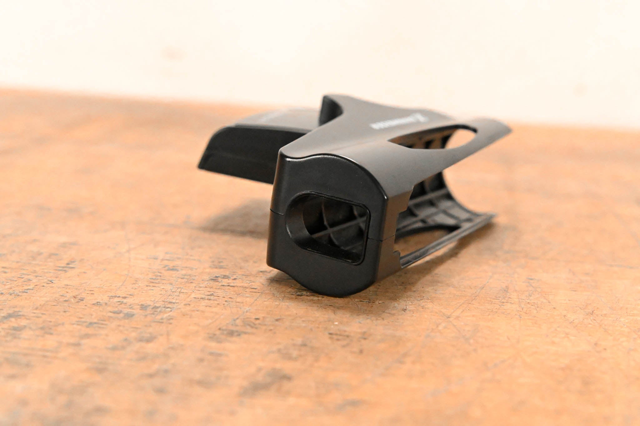 Sennheiser LA 2 Charging Adapter