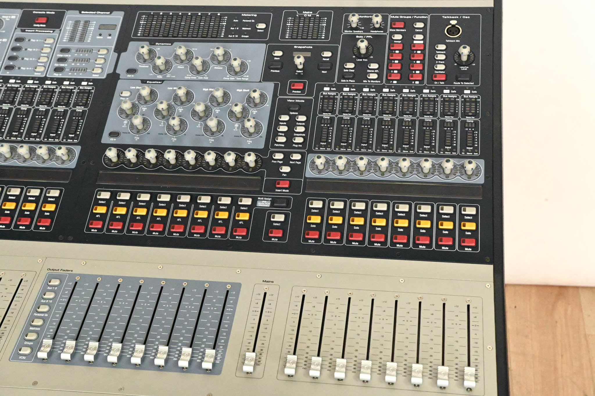 Digidesign VENUE Profile Digital Mixing Console with Mix Rack