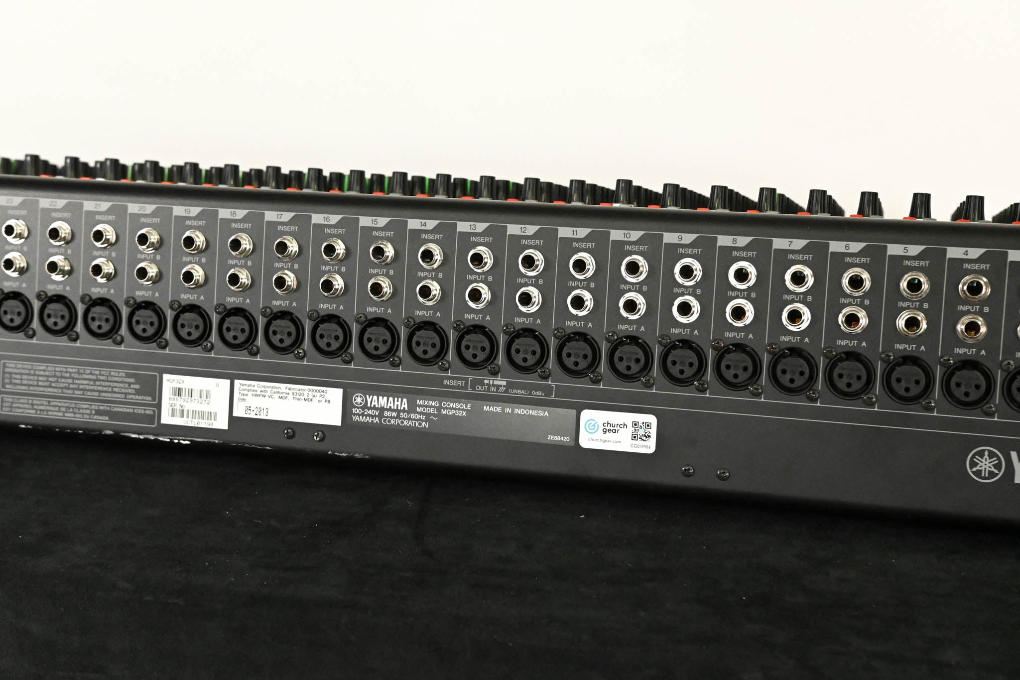 Yamaha MGP32X 32-Channel Mixer with USB and Effects