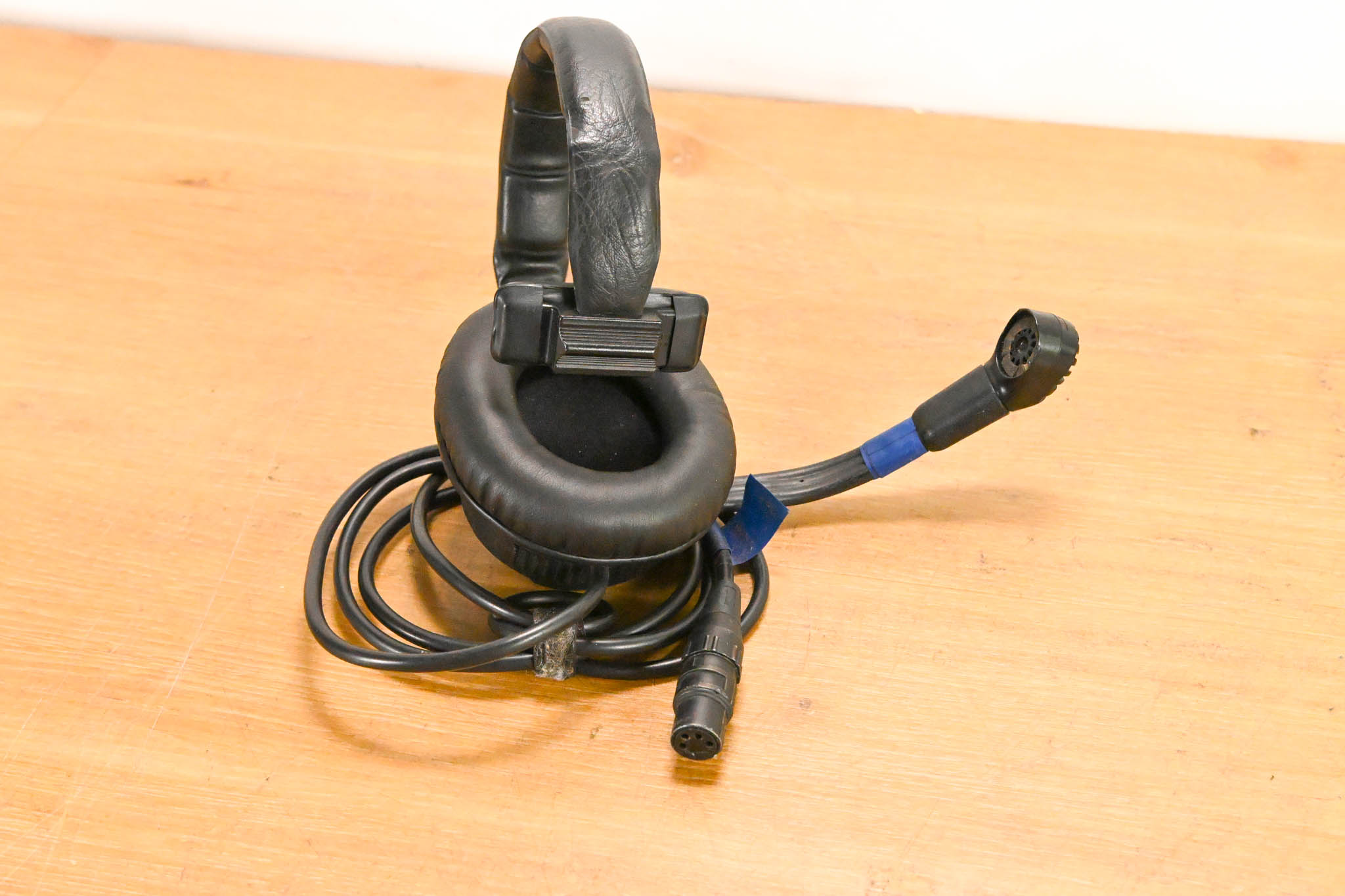 Clear-Com Single Muff Intercom Headset with 4-Pin Female XLR Connector