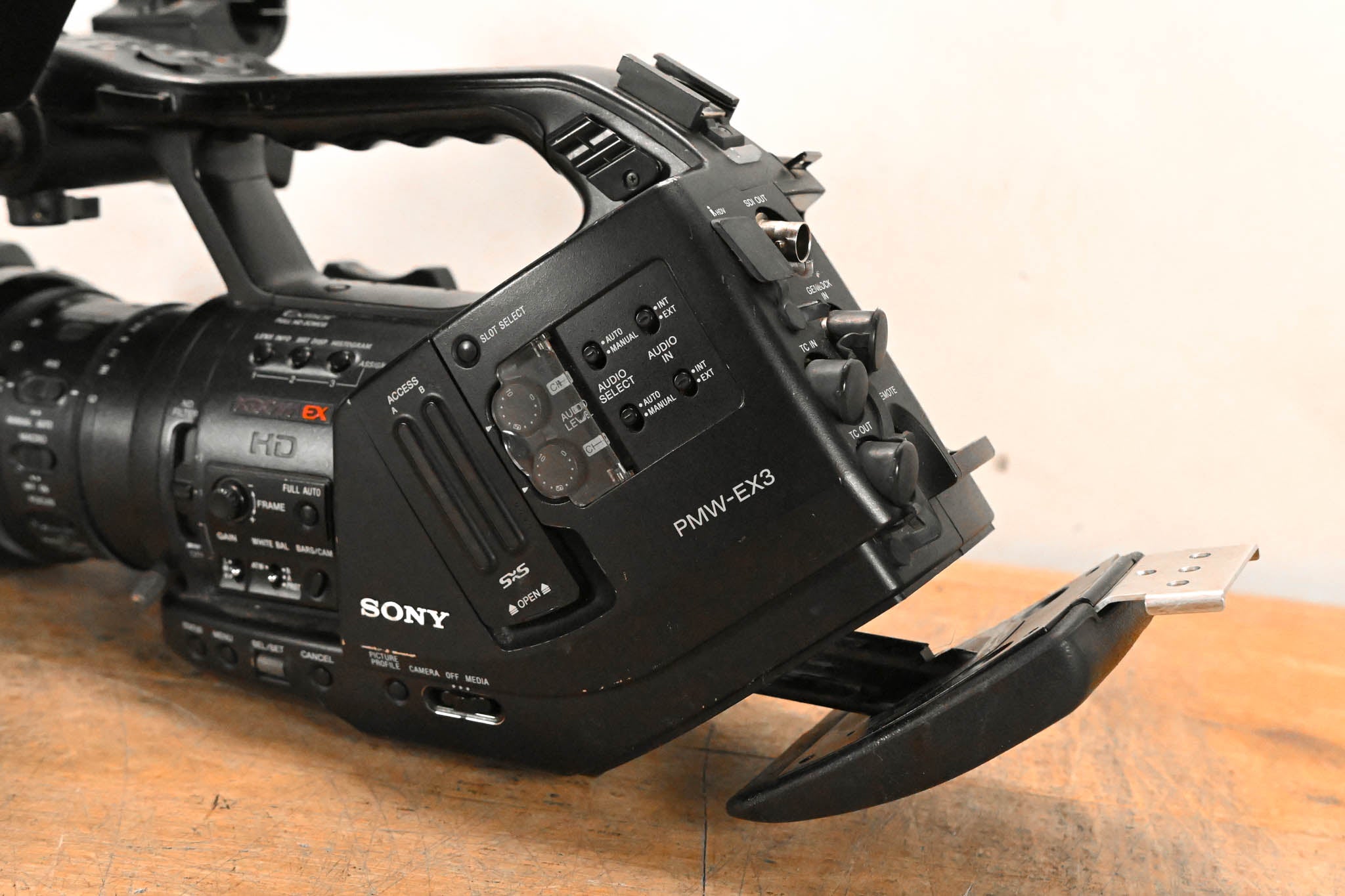 Sony PMW-EX3 XDCAM EX HD Compact Camcorder