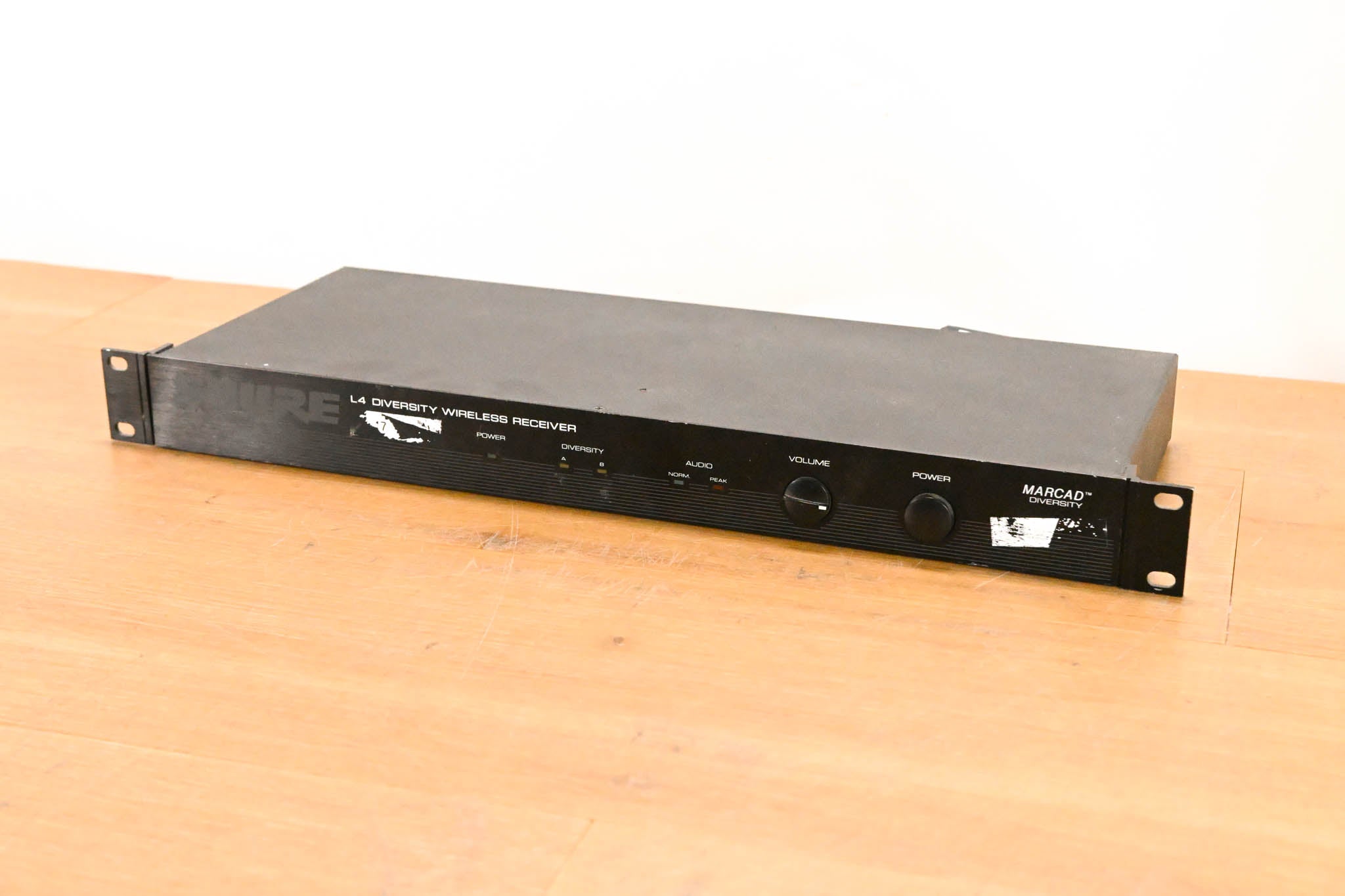 Shure L4 Diversity Wireless Receiver - 171.845 MHz (NO POWER SUPPLY)