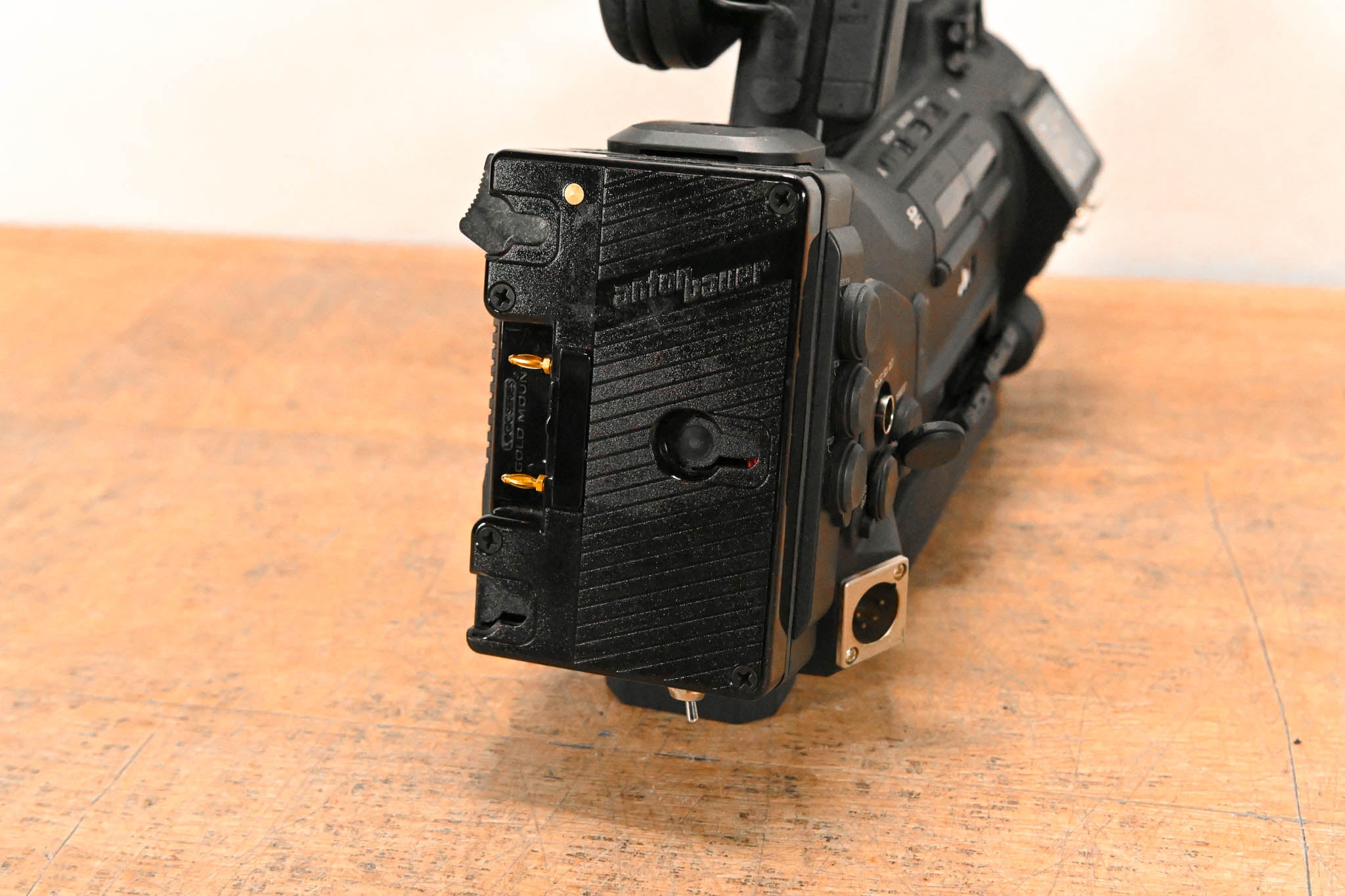 JVC GY-HM850U ProHD Compact Shoulder Mount Camera