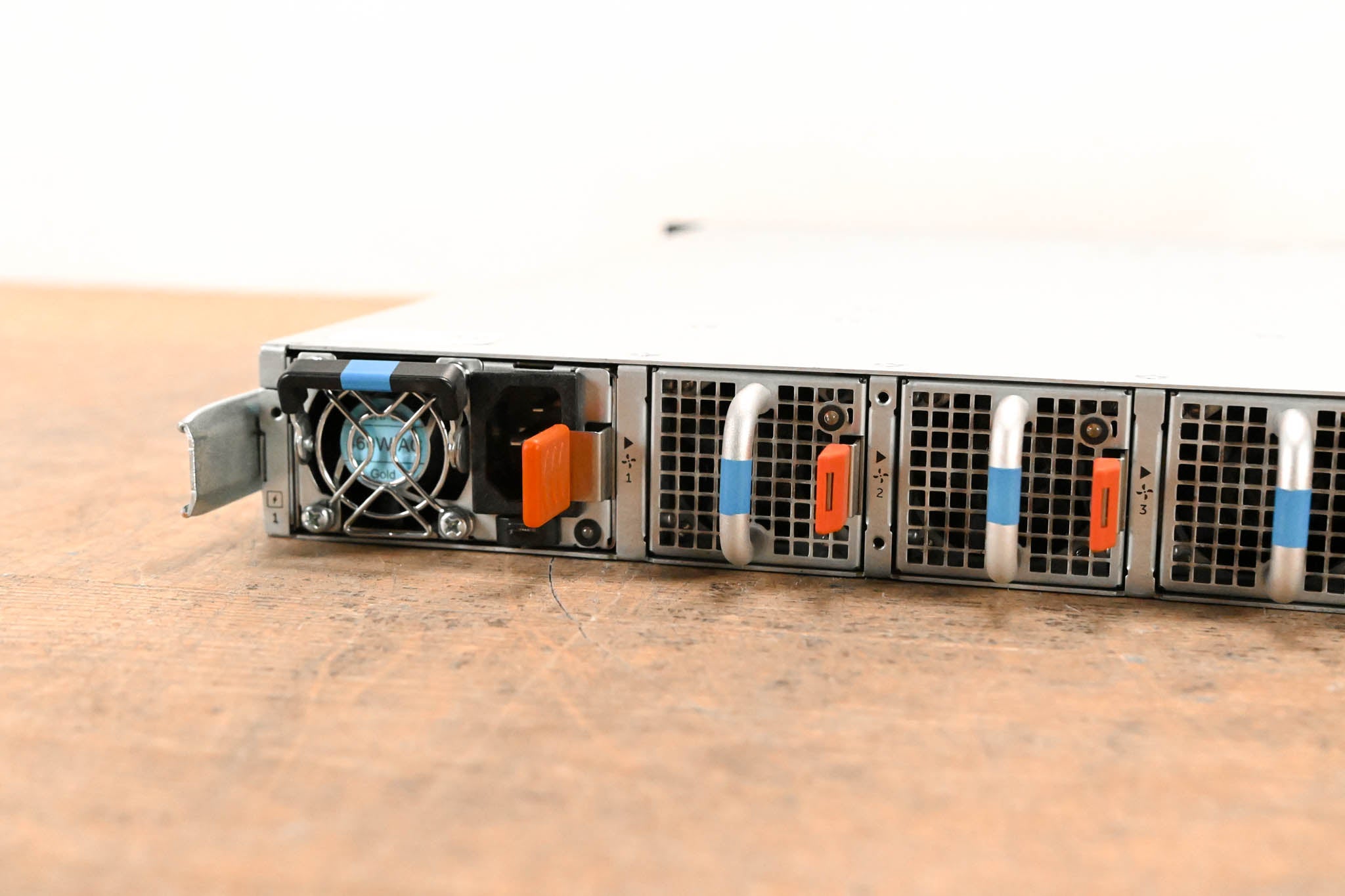 Dell S6010-ON 4-Slot Modular Network Switch