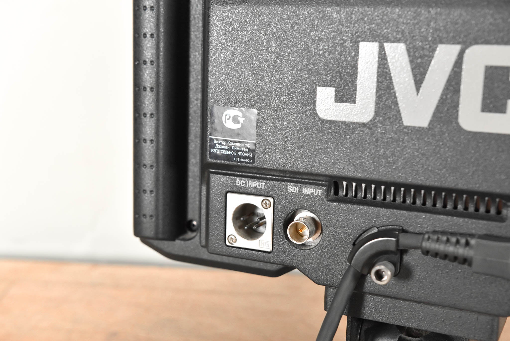 JVC VF-HP790G 8.4-inch HD/SD LCD Studio Viewfinder