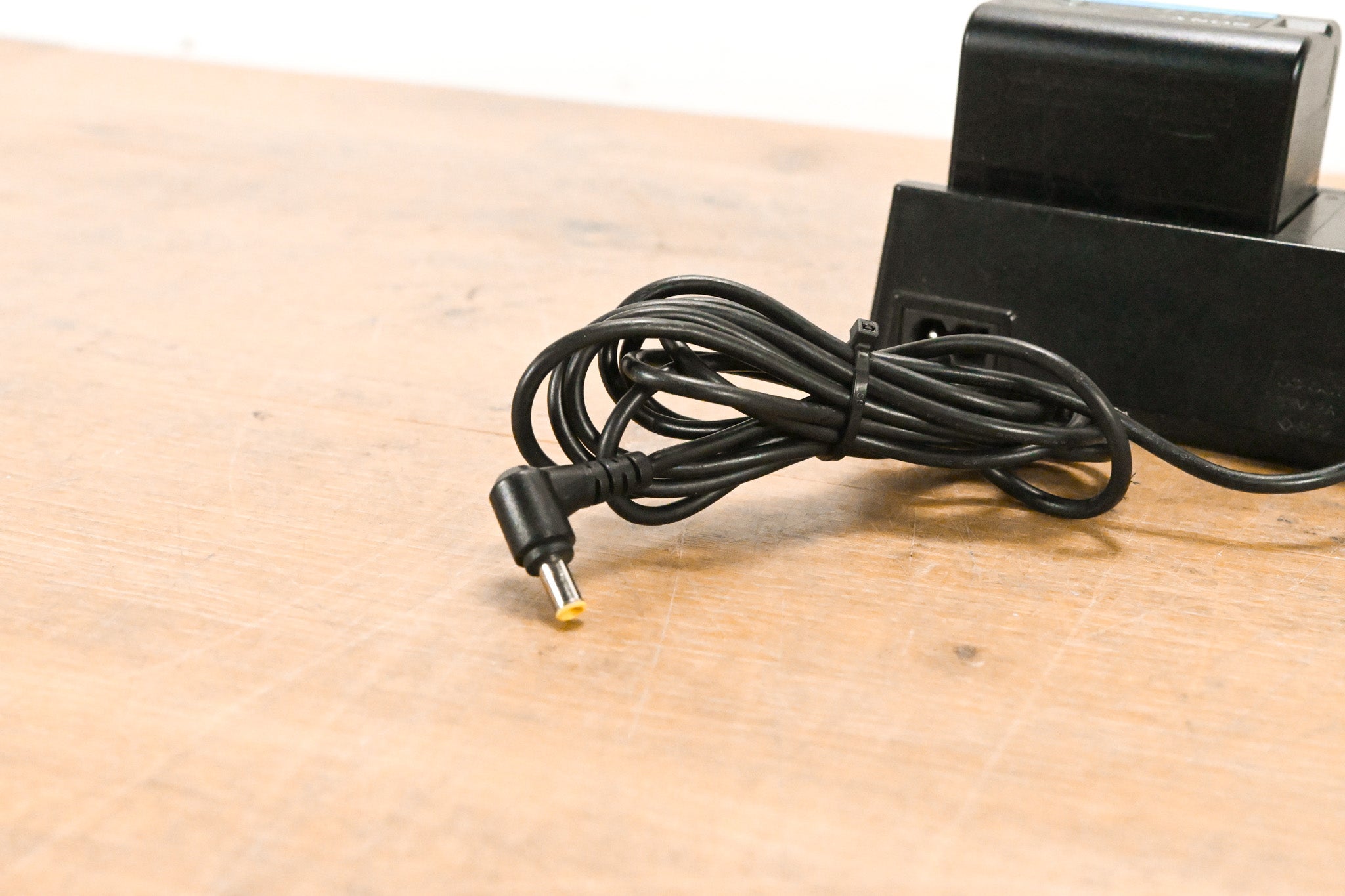 Sony BC-U1 AC Adapter/Charger with BP-U30 Battery (NO POWER SUPPLY)