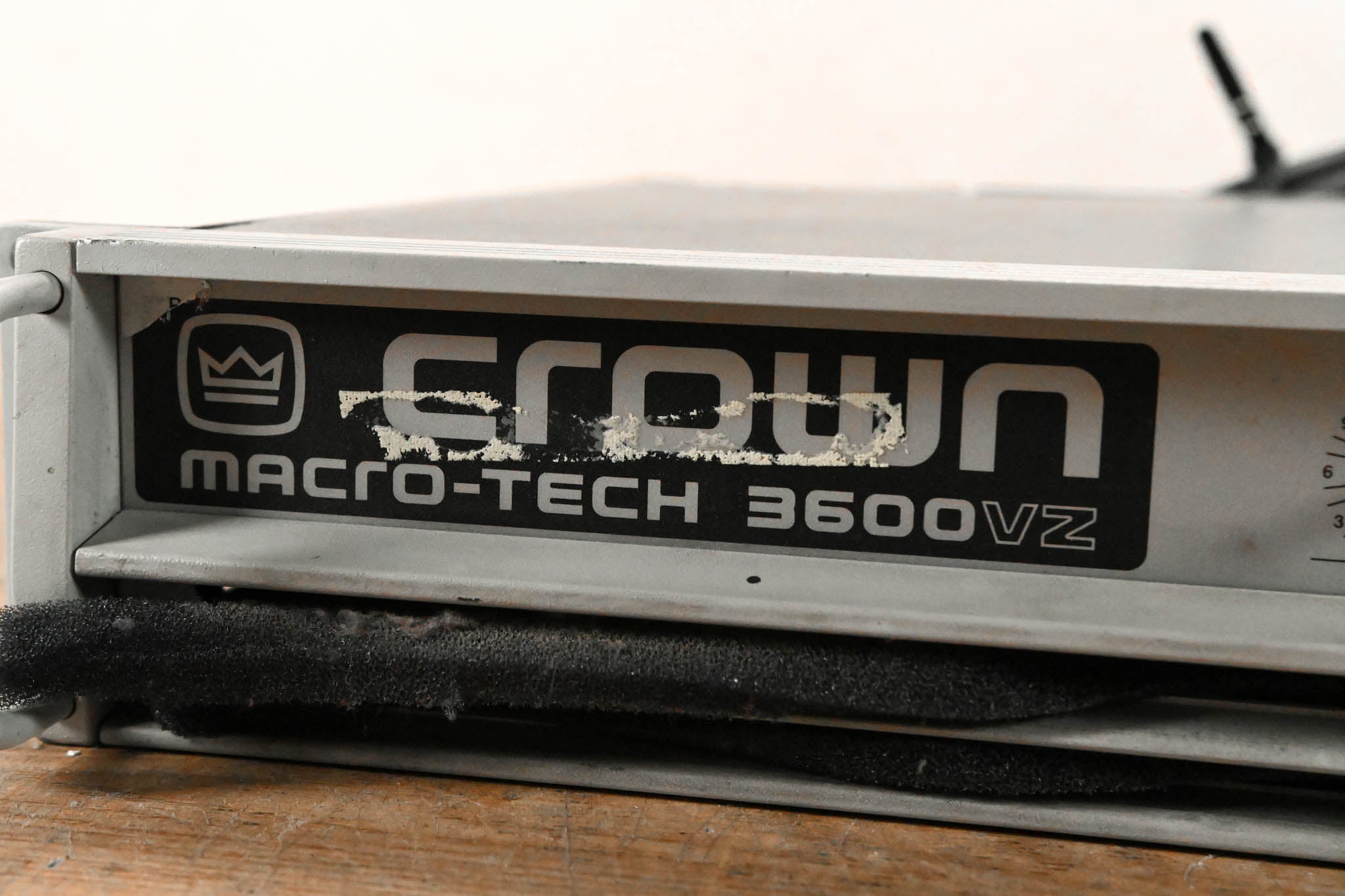 Crown Macro-Tech 3600VZ 2-Channel Power Amplifier