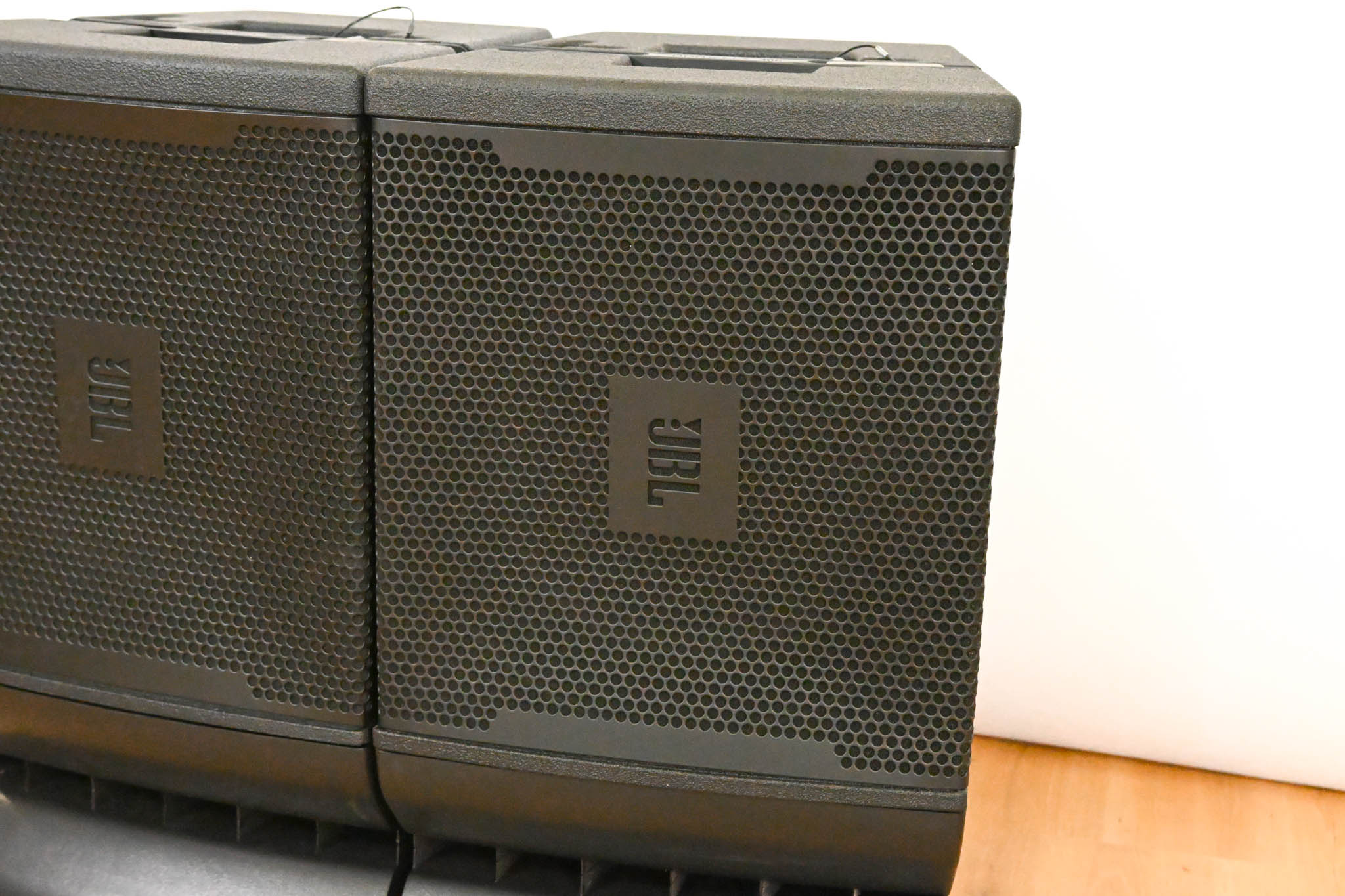 JBL VRX932LA-1 12" Two-Way Line Array Loudspeaker System (PAIR)