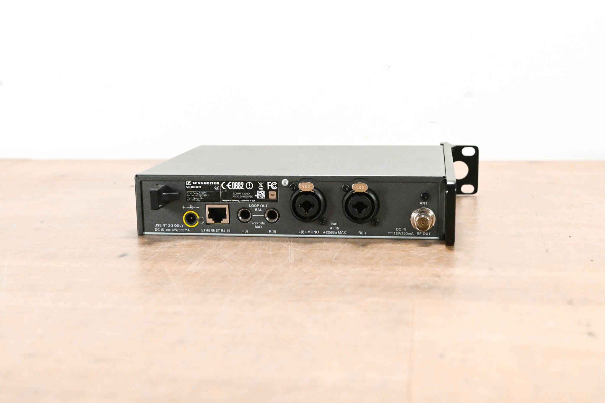 Sennheiser ew 300 IEM G3 Wireless In-Ear Monitoring System - 516-558 MHz