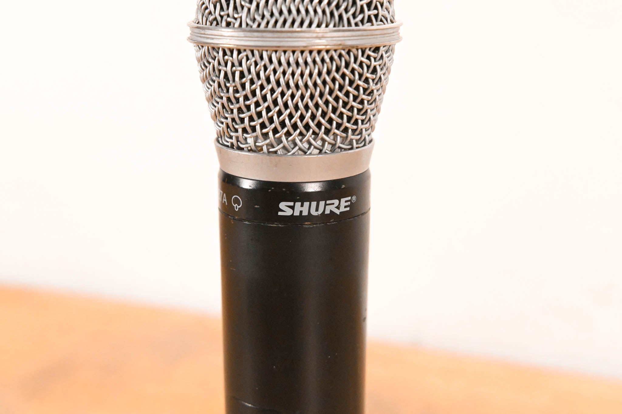 Shure SLX2/BETA87A Wireless Handheld Transmitter - J3 Band: 572-596 MHz
