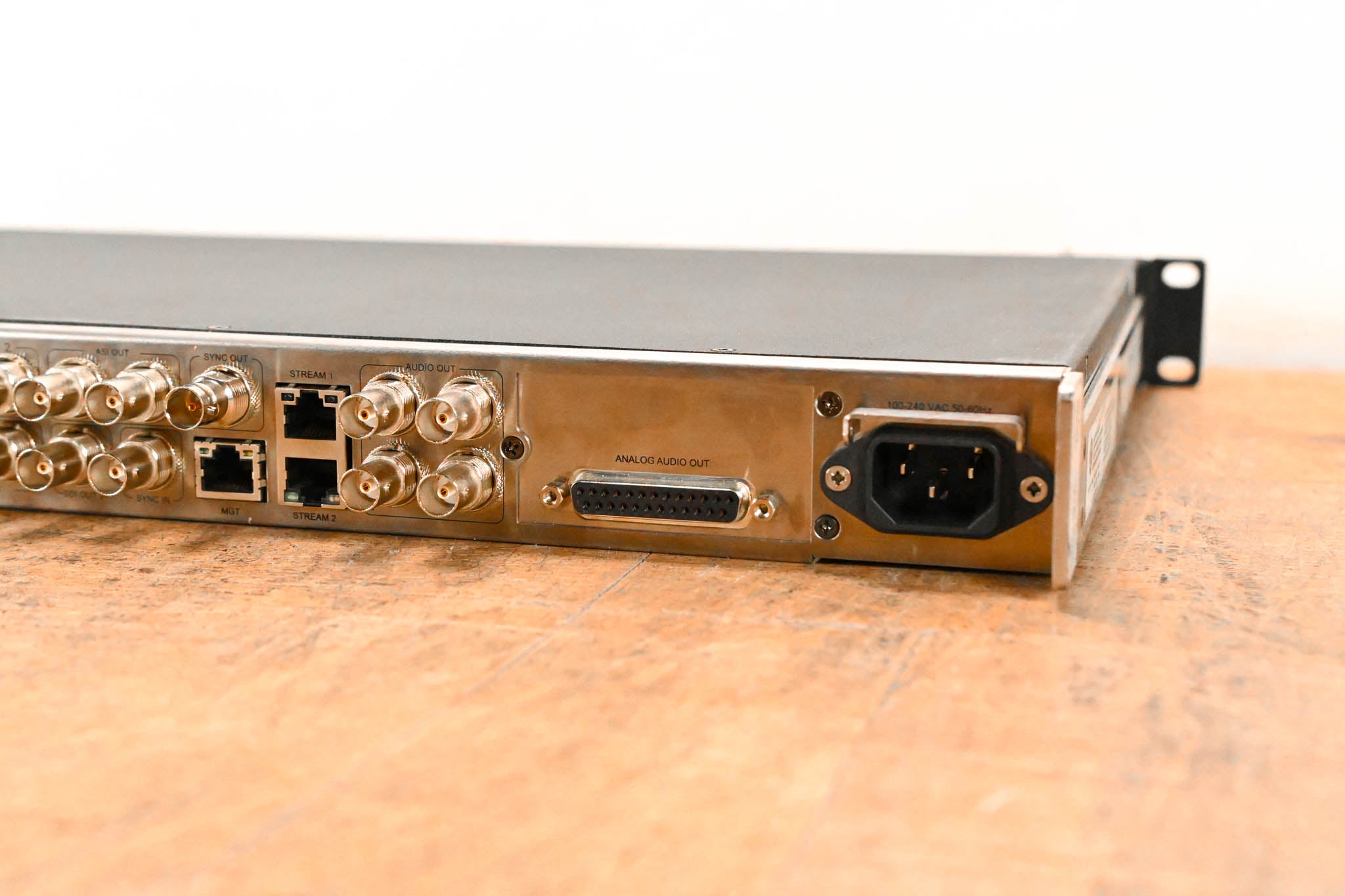 Ateme Kyrion DR5000 Ultra-Low Latency Integrated Receiver Decoder