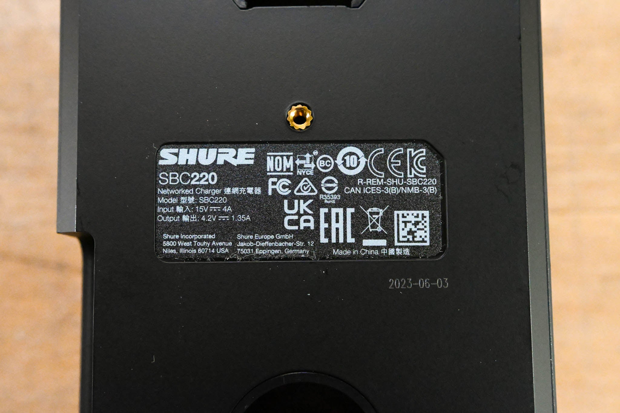 Shure SBC220 Networked 2-Bay Battery Charger (NO POWER SUPPLY)