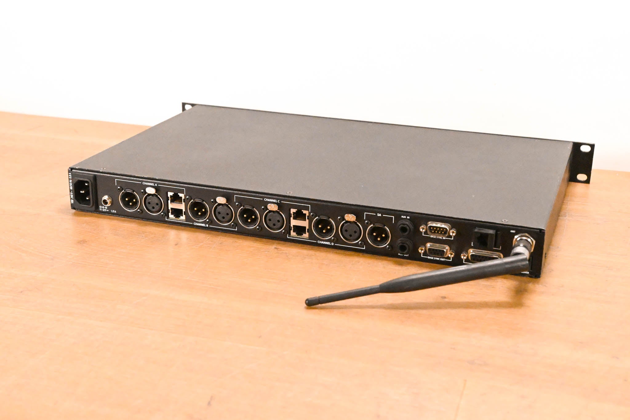 Clear-Com CM-944 Tempest 900 MHz 4-Channel Base Station
