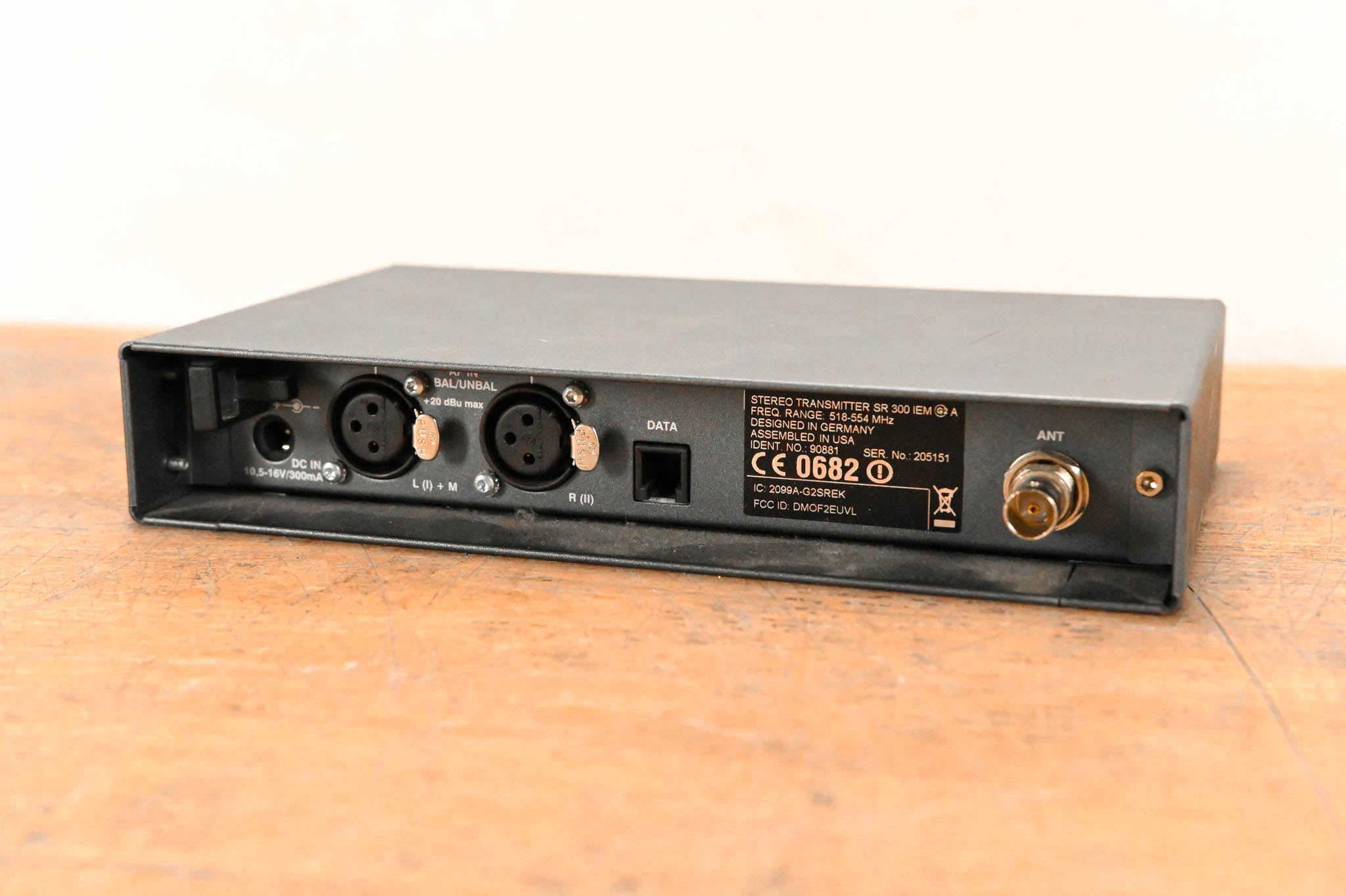 Sennheiser SR 300 IEM G2 Wireless Transmitter - A Range NO POWER SUPPLY