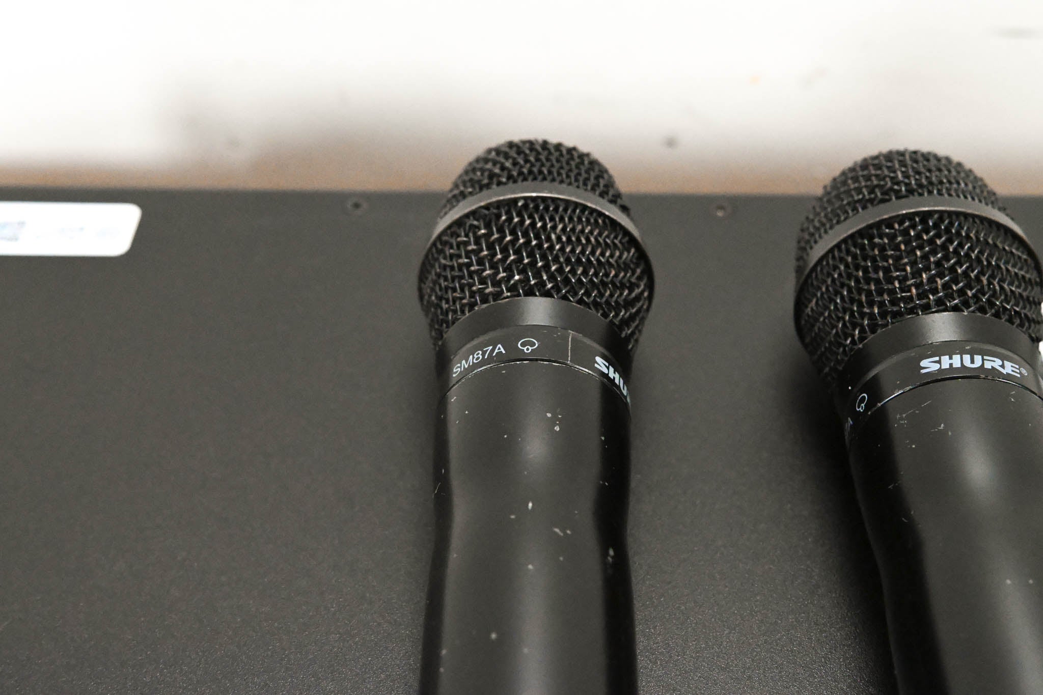 Shure UR4D Wireless Receiver w/ two UR2/SM87A Handheld Transmitters - H4