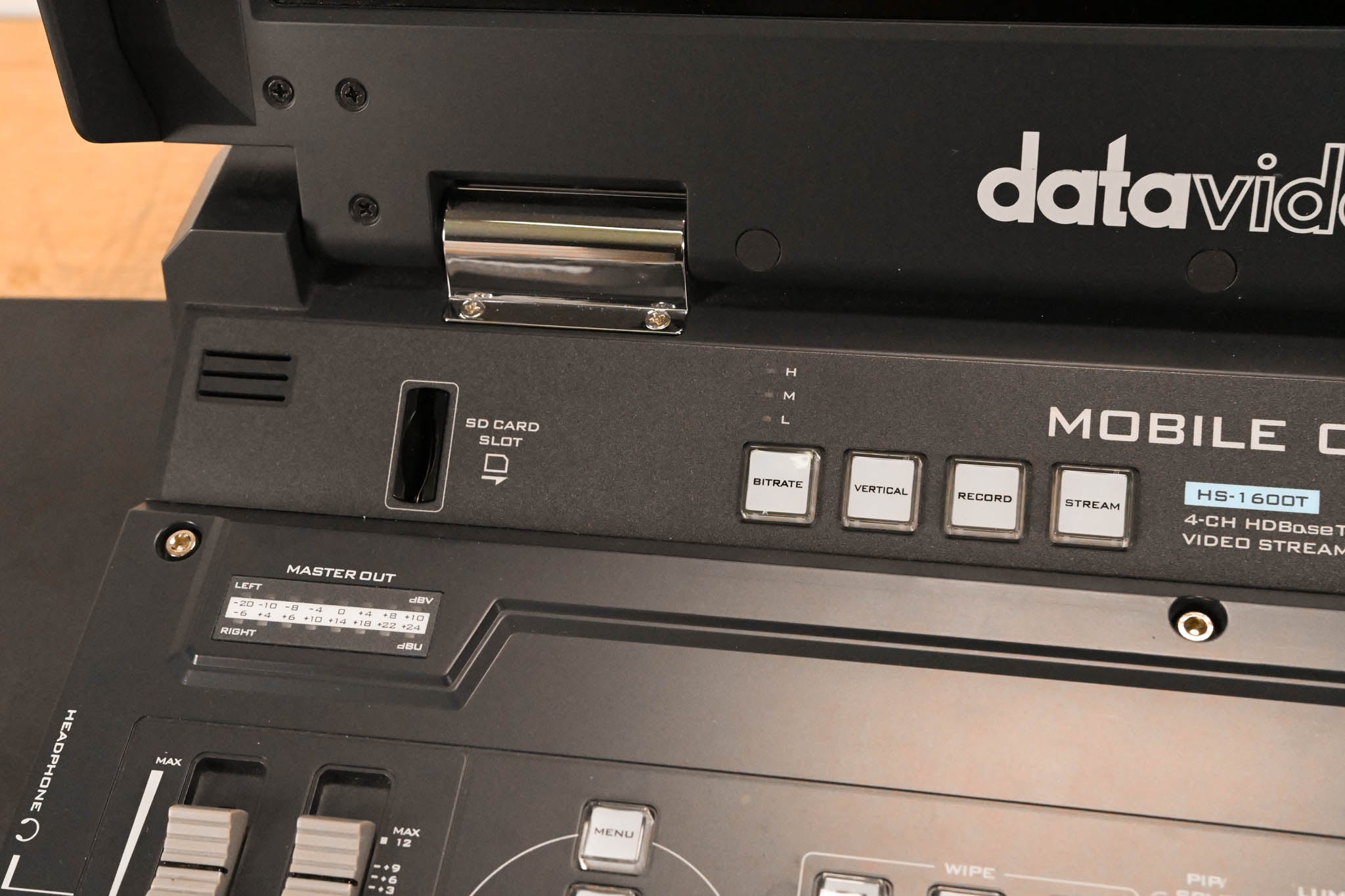 Datavideo HS-1600T MARK II 4-Channel HD Portable Streaming Studio