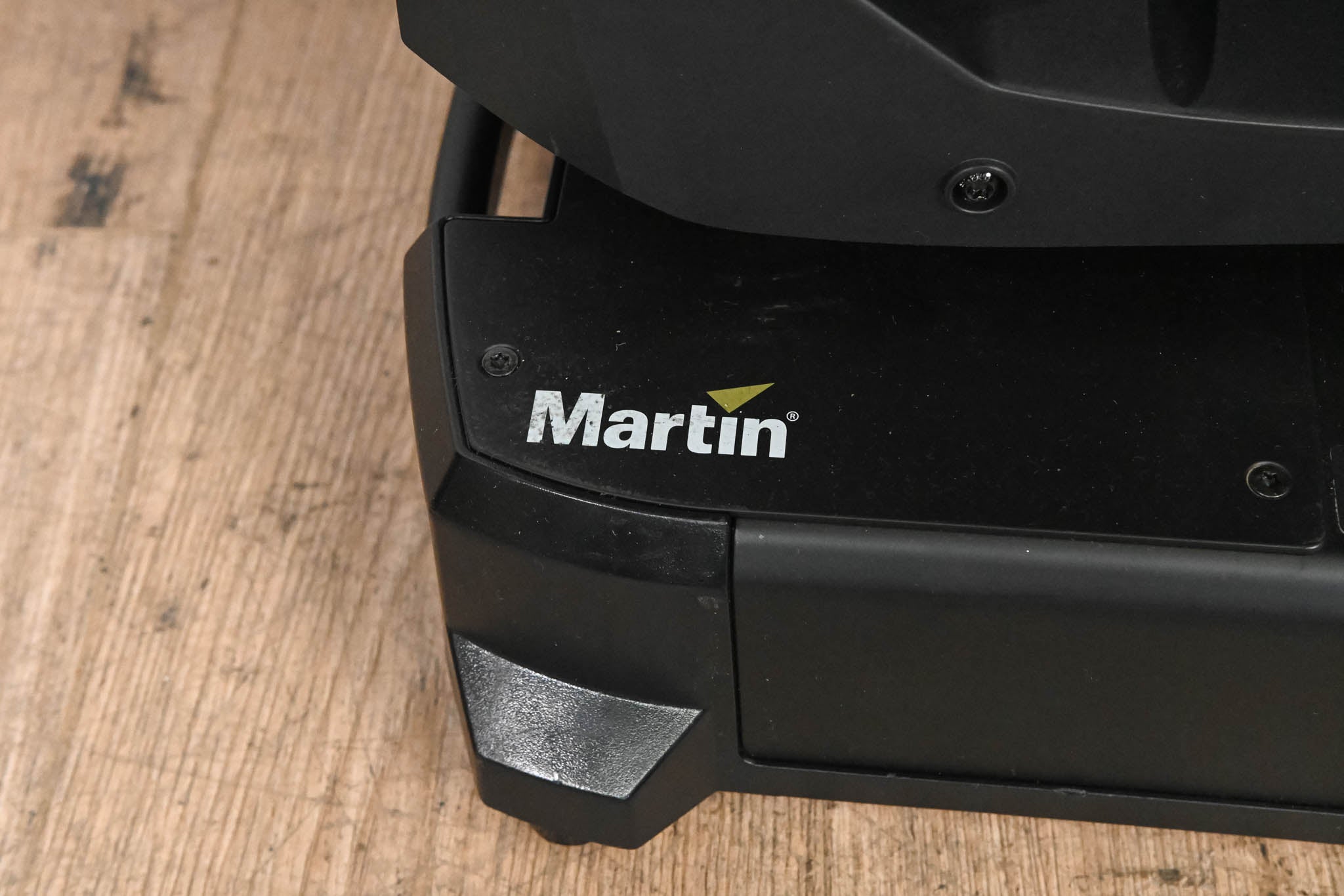 Martin MAC Viper AirFX Super-High Output Aerial Effects Fixture