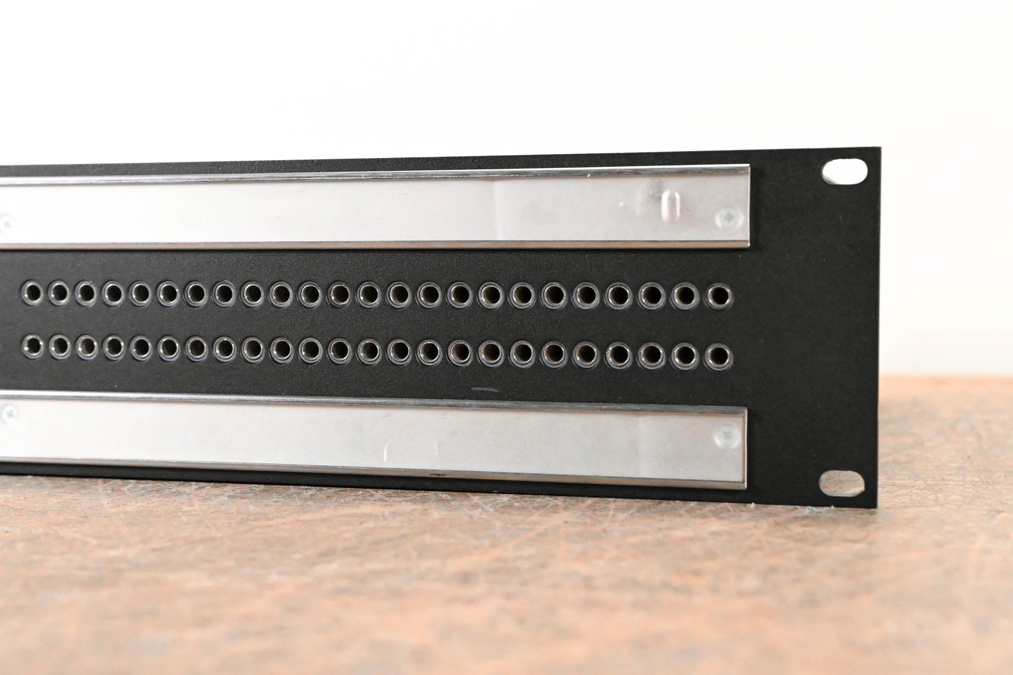 Bittree B96DC-FNPIT/E3 M2OU12B 2x48 2RU TT Patchbay