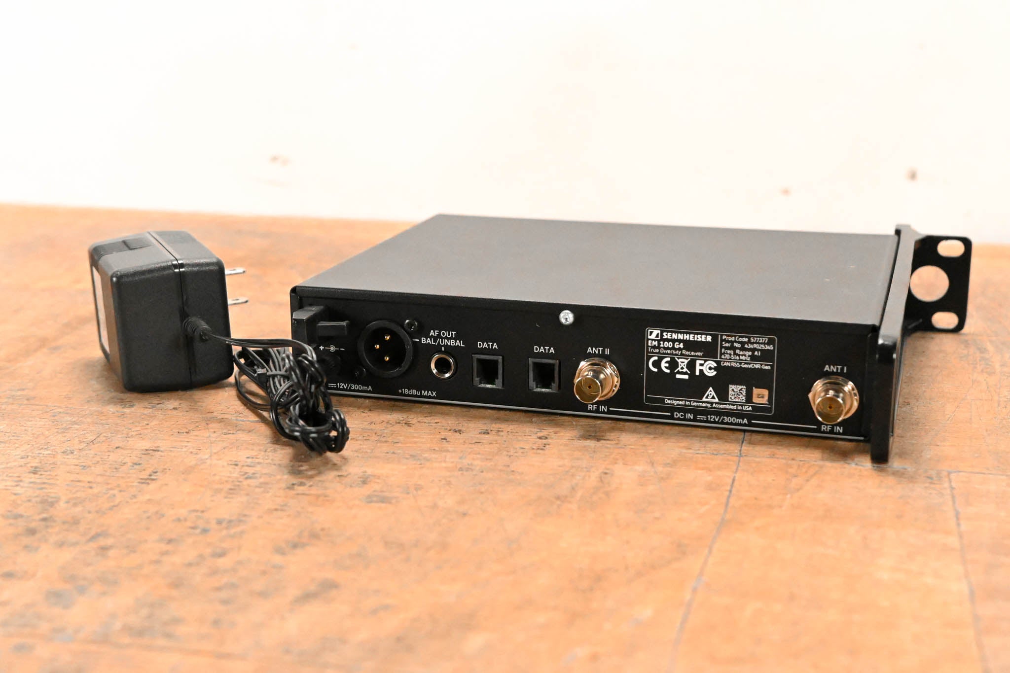 Sennheiser EM 100 G4 Wireless Receiver - A1 Range: 470-516 MHz