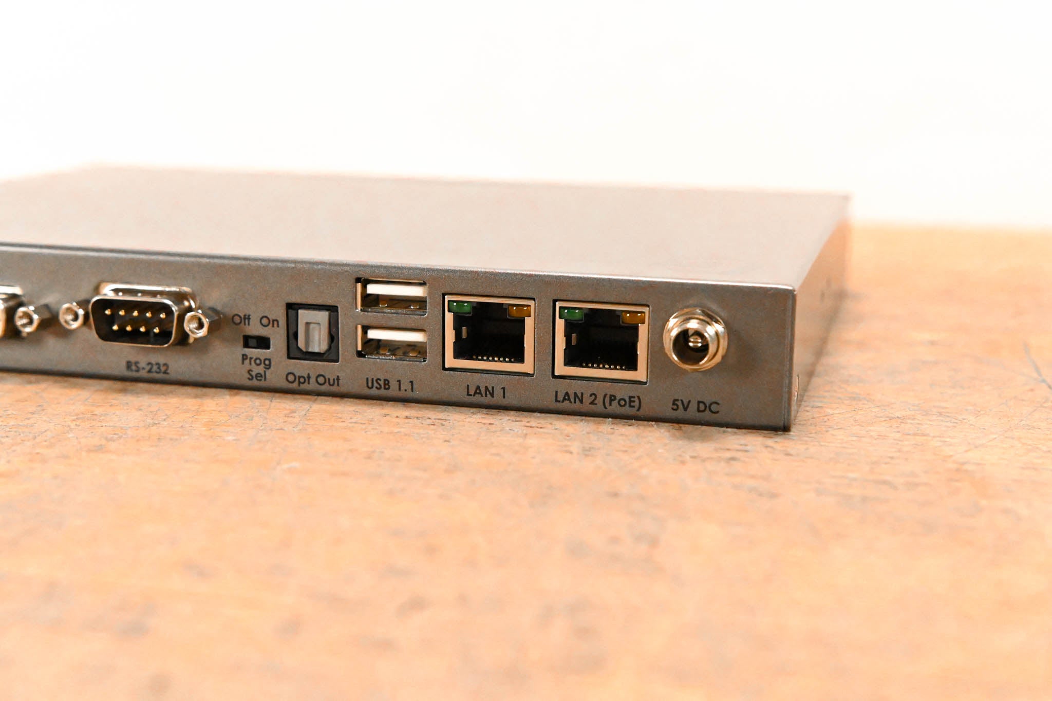 Gefen EXT-DVIKA-LANS-RX DVI KVM over IP Receiver