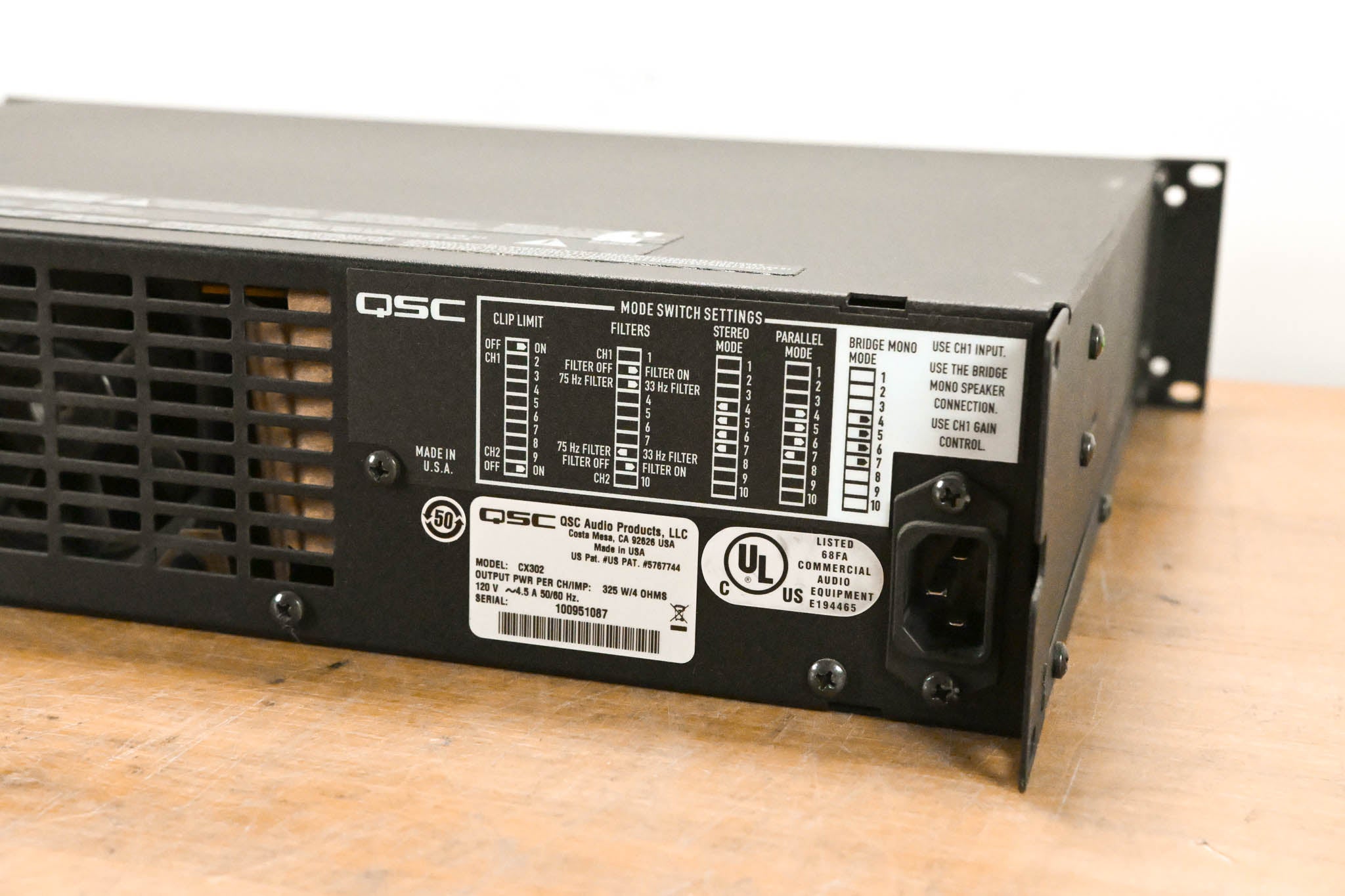 QSC CX302 2-Channel Power Amplifier