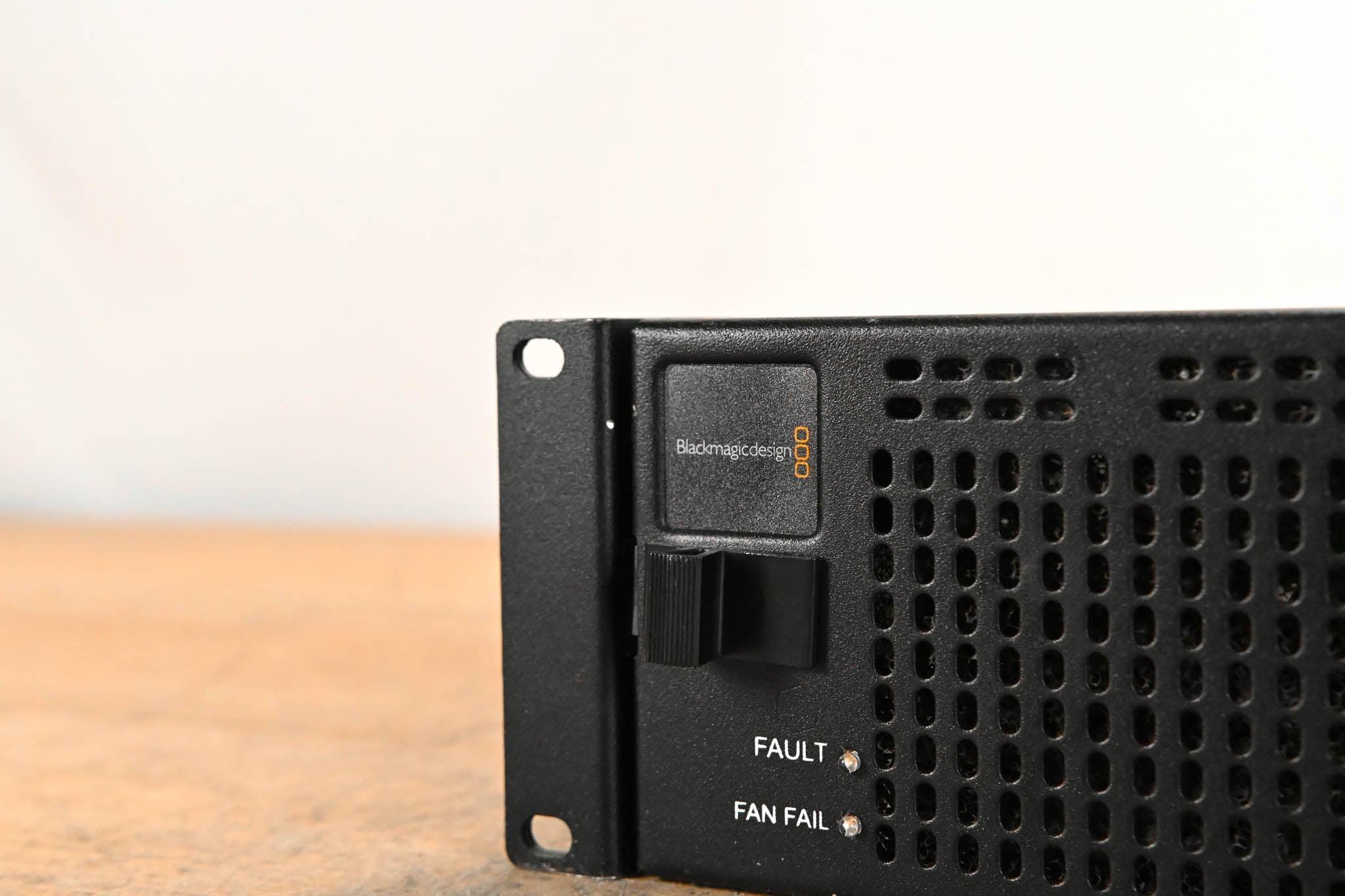 Blackmagic Design DFR-8321 OpenGear Module Frame