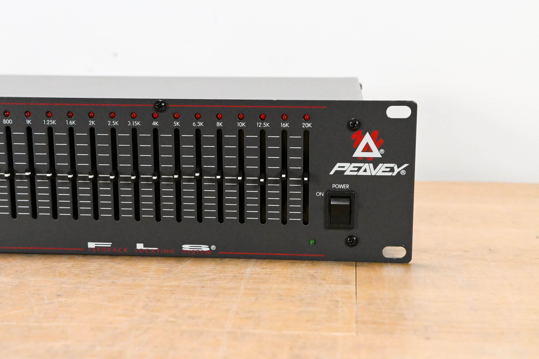 Peavey QF 131 31-Band Graphic Equalizer