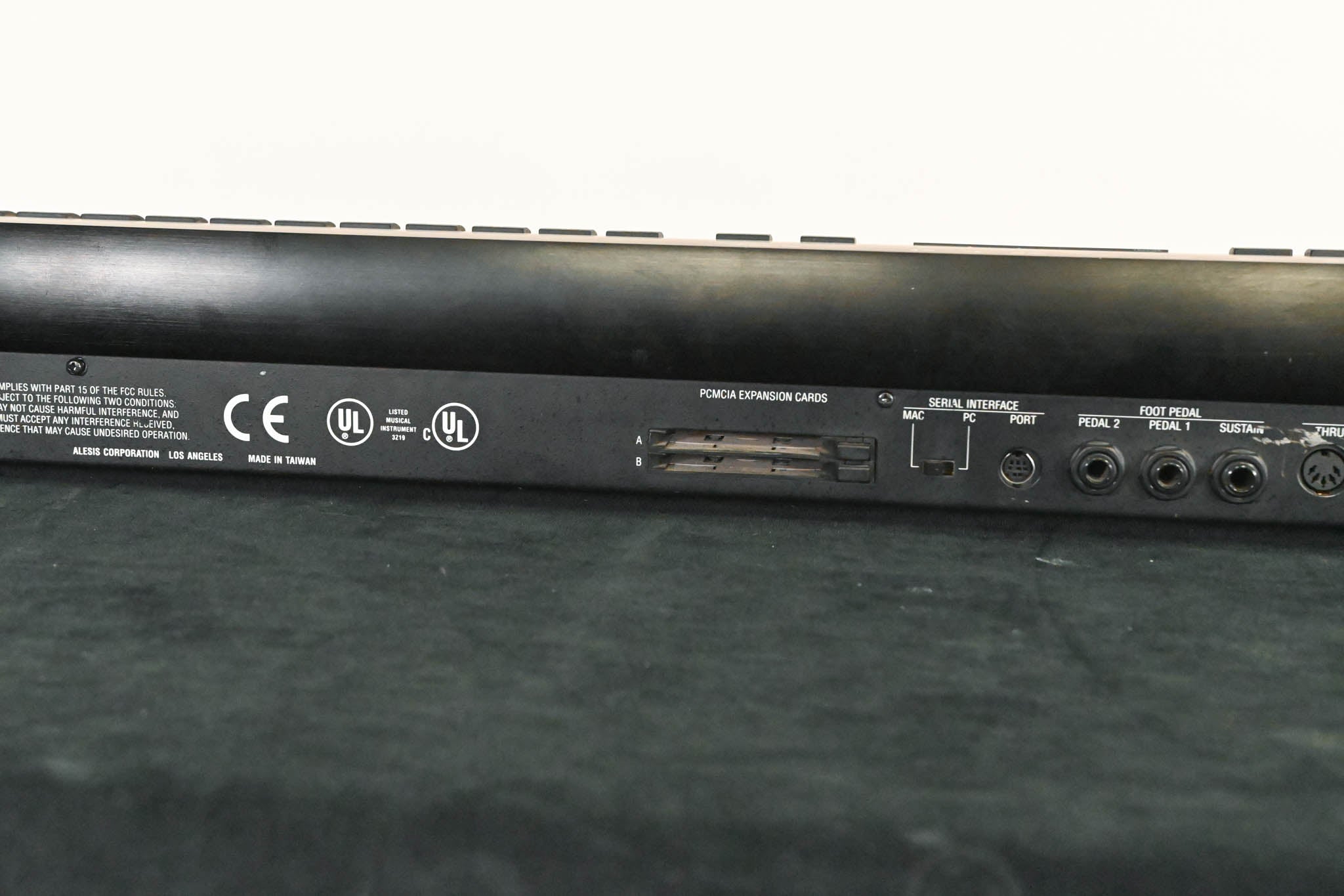 Alesis QS7 76-Key Synthesizer Keyboard