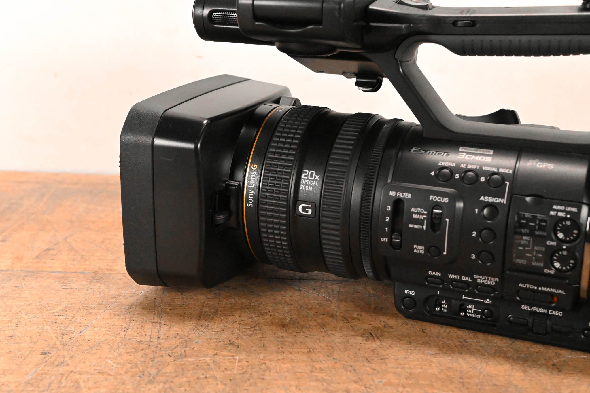Sony HXR-NX5U NXCAM Professional Camcorder