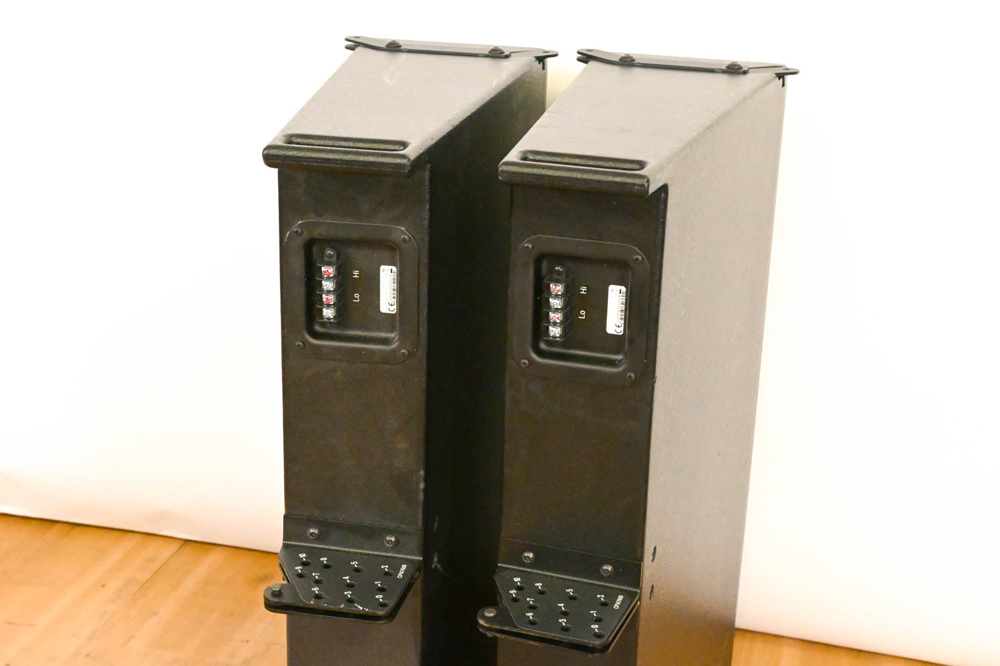 SLS CPA7600 Compact 3-Way Line Array Speaker (PAIR)