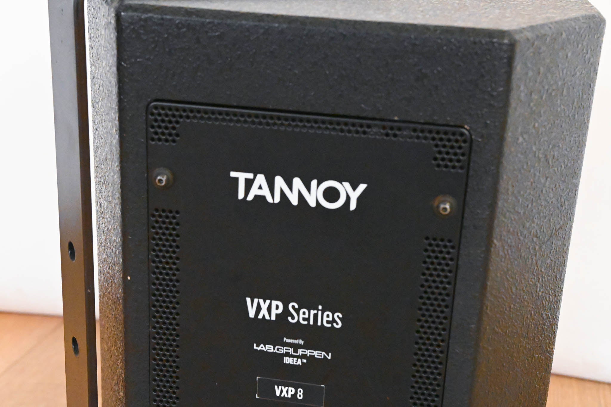 Tannoy VXP 8 8" Dual-Concentric Powered Speaker