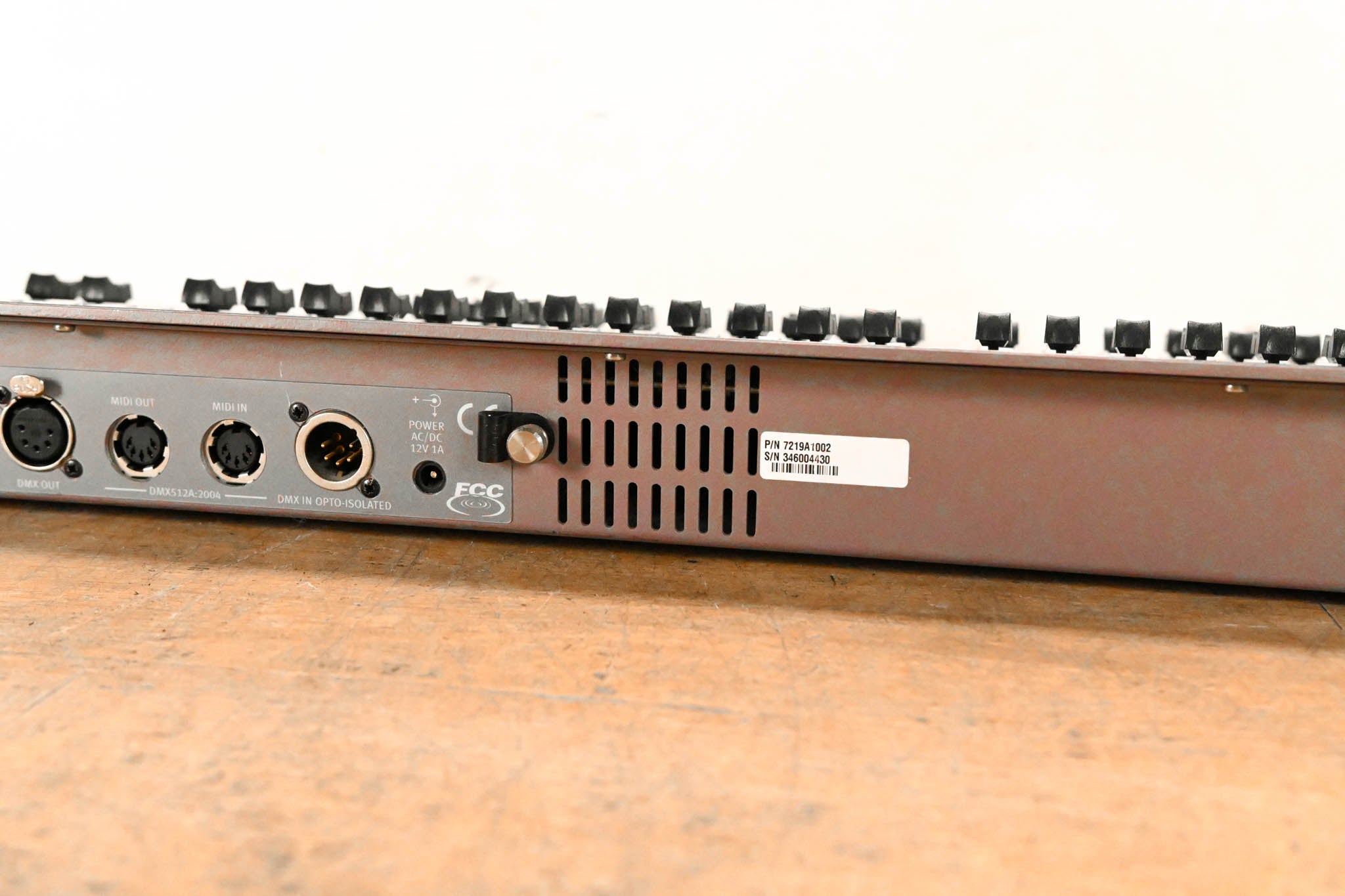ETC SmartFade 2496 96-Channel Lighting Control Console (NO POWER SUPPLY)