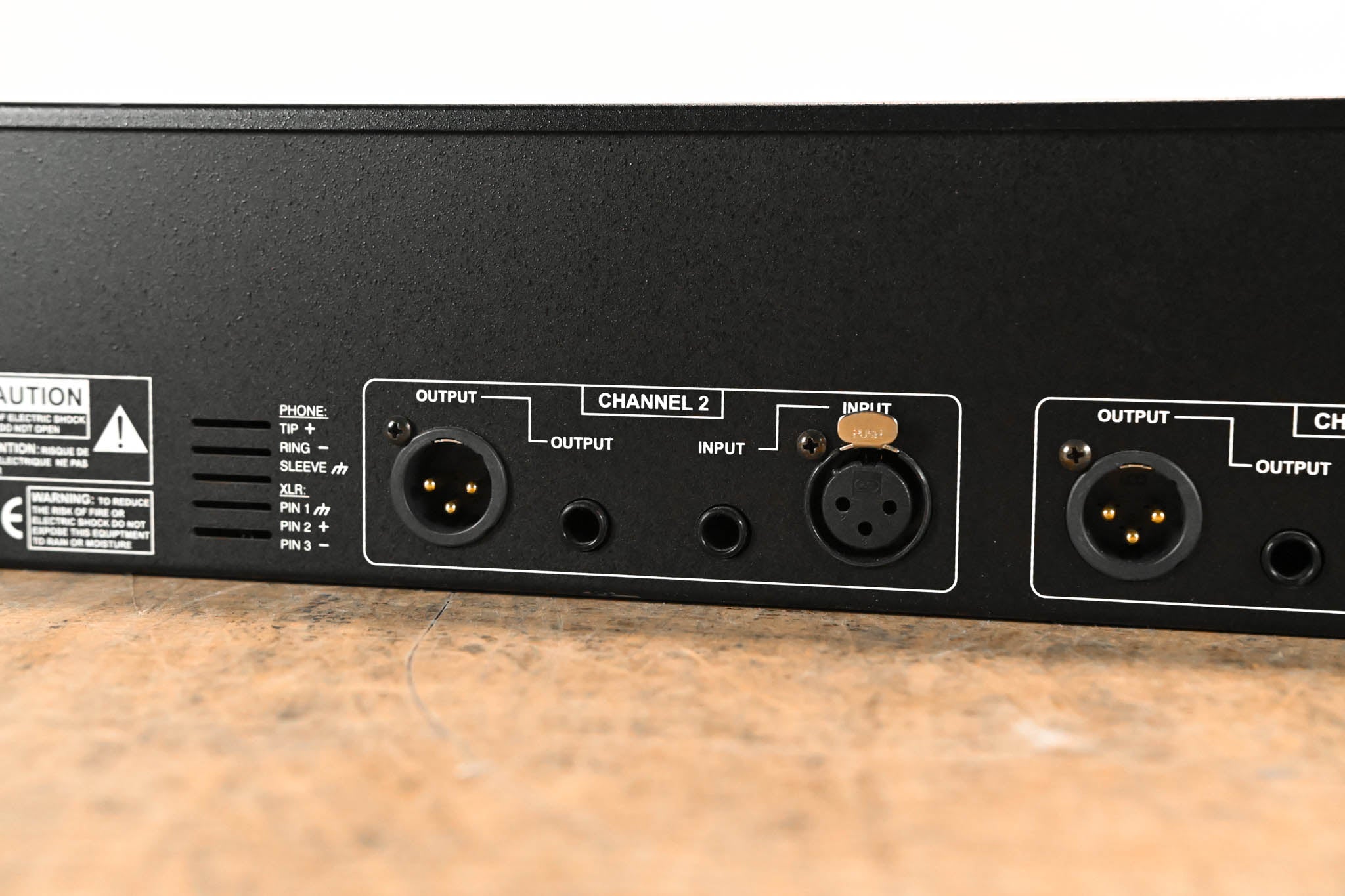 dbx 231 Dual-Channel 31-Band Graphic Equalizer