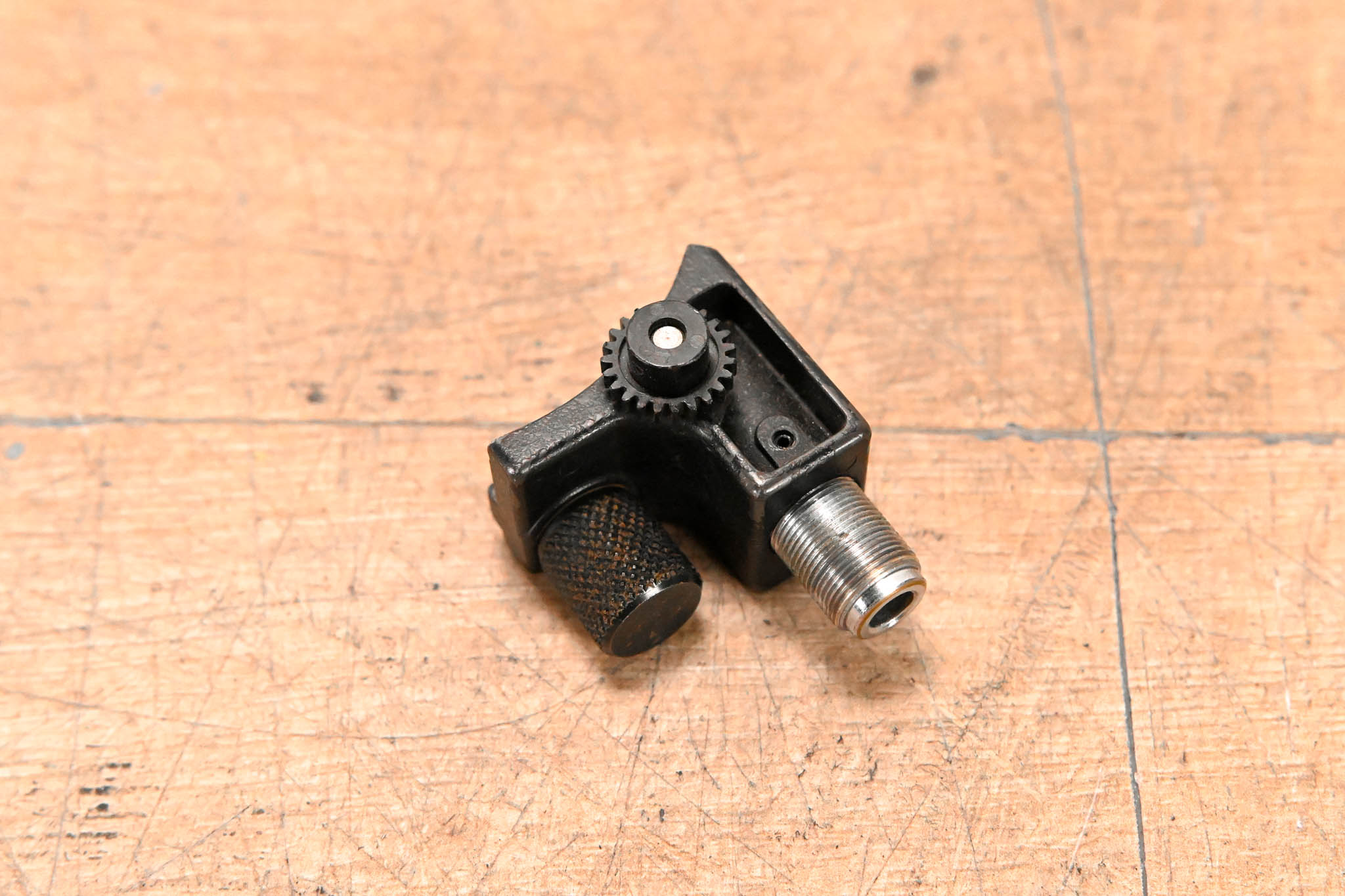 Fujinon FMM-6B Manual Focus Module for Fujinon ENG/EFP Lenses