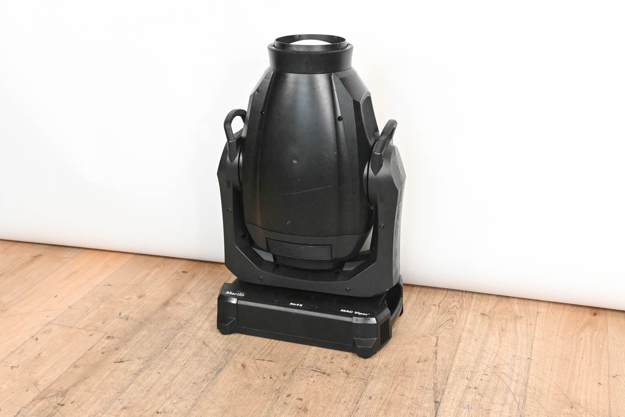 Martin MAC Viper AirFX Super-High Output Aerial Effects Fixture