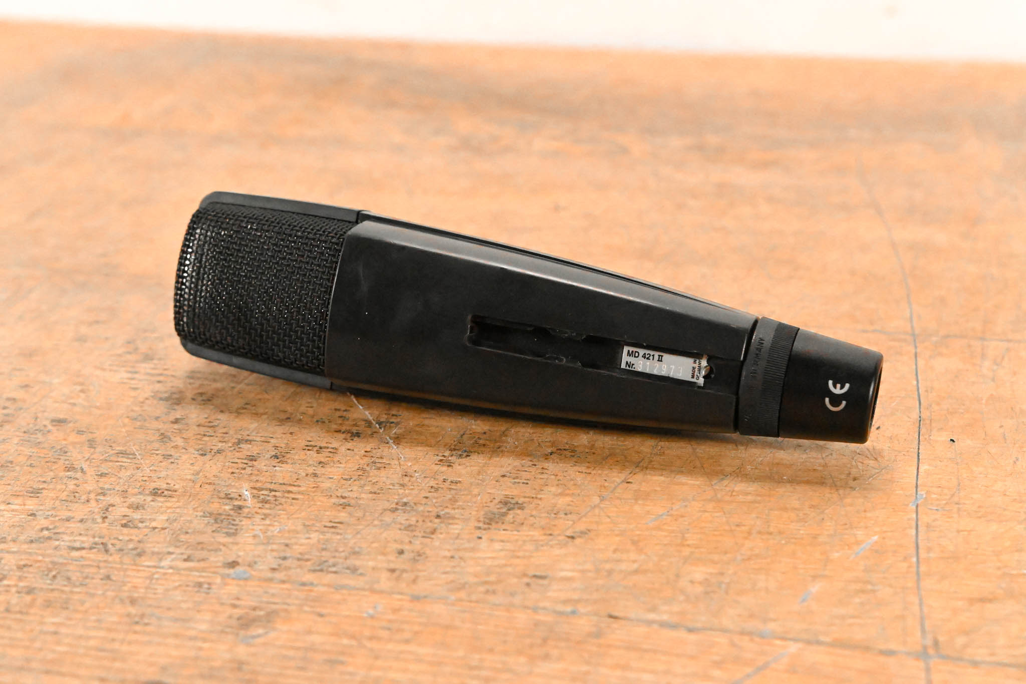 Sennheiser MD 421-II Cardioid Dynamic Microphone