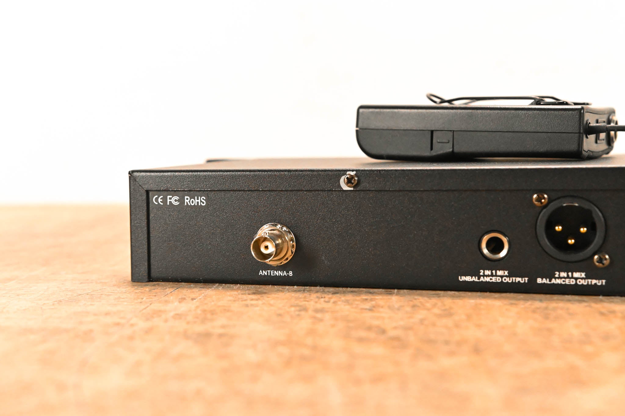 Airwave Technologies AT-4220 Wireless System B Range NO POWER SUPPLY