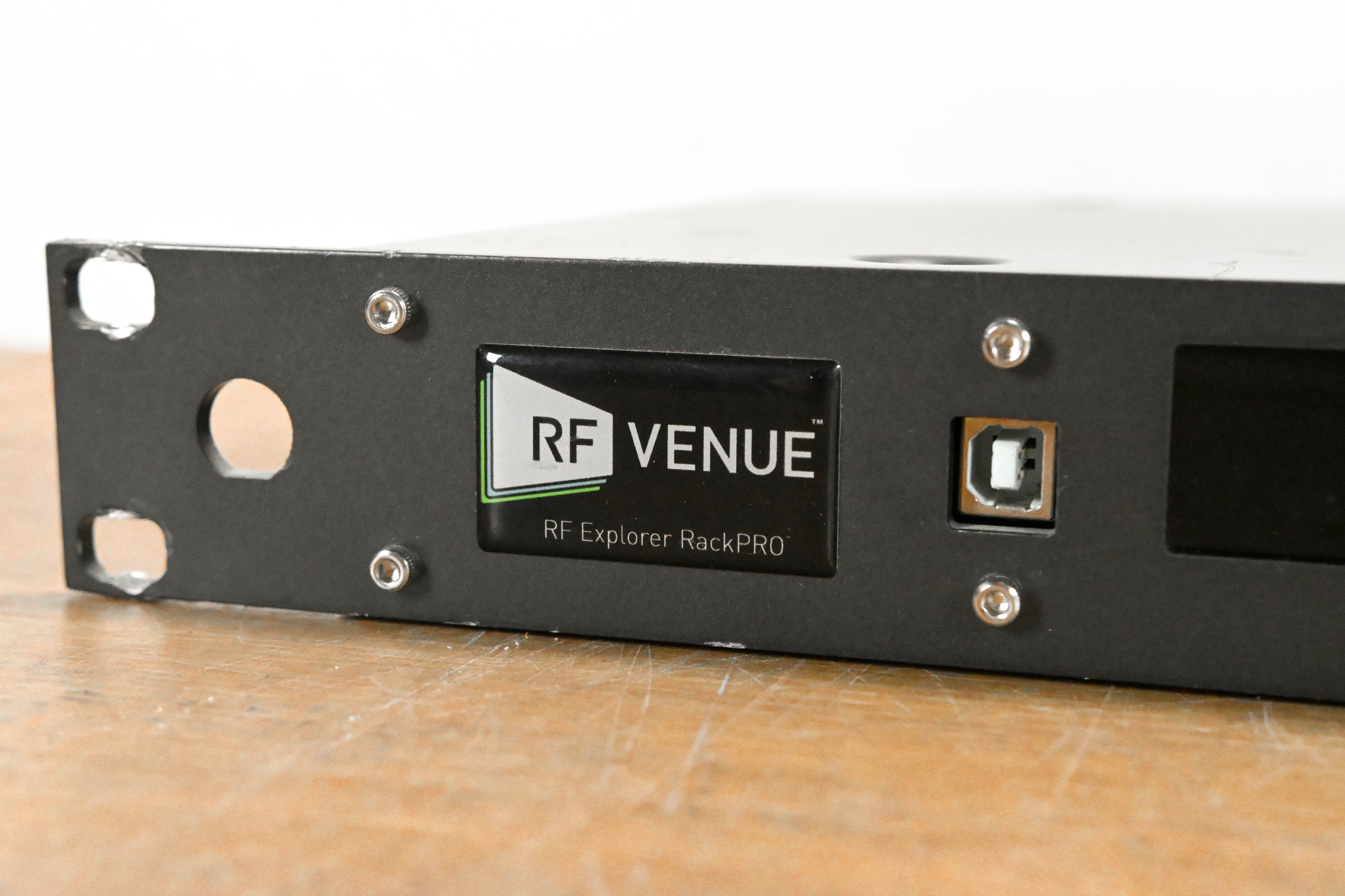RF Venue RF Explorer RackPRO Spectrum Analyzer