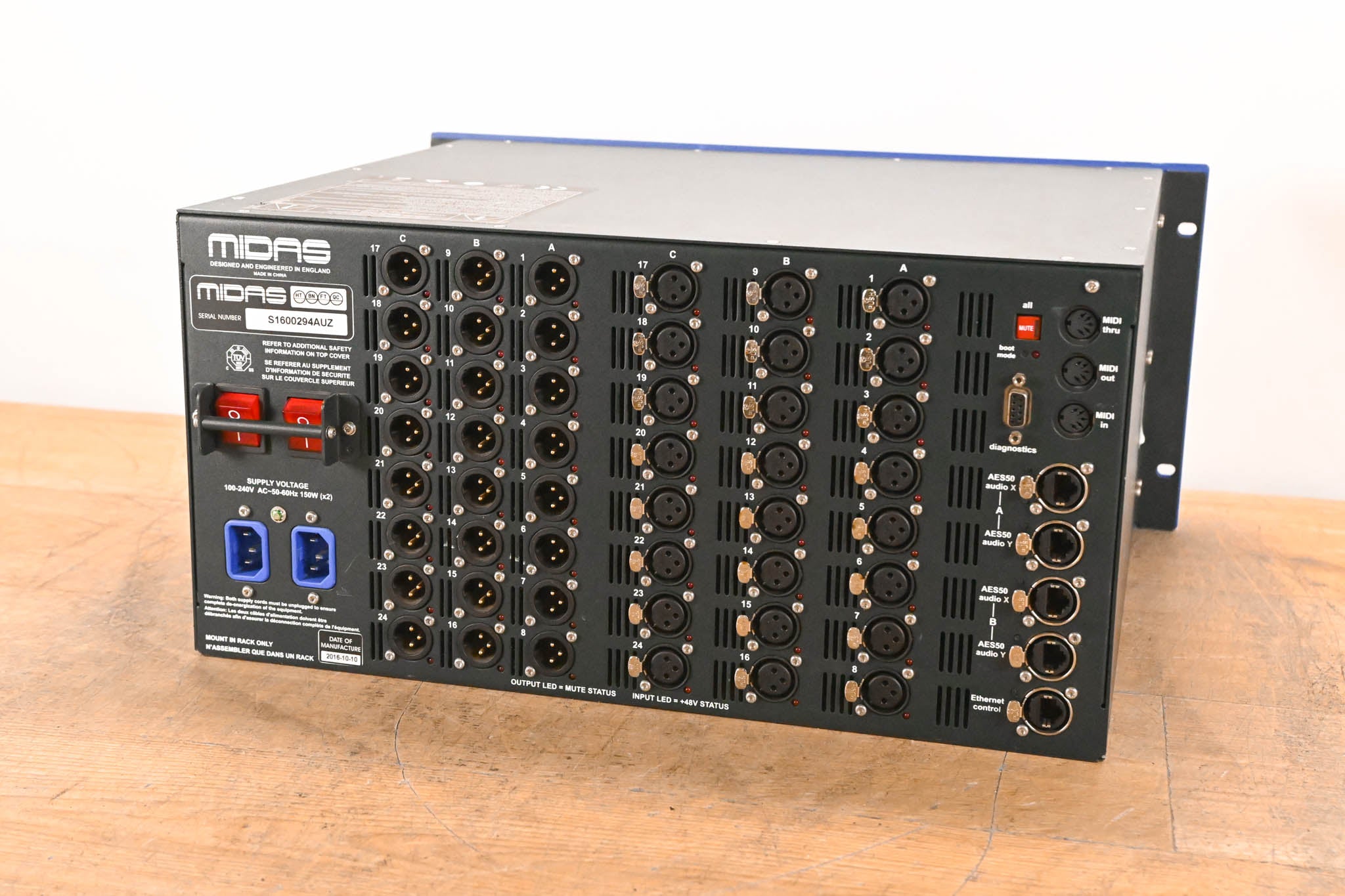 Midas DL231 24x24 Active Microphone Splitter