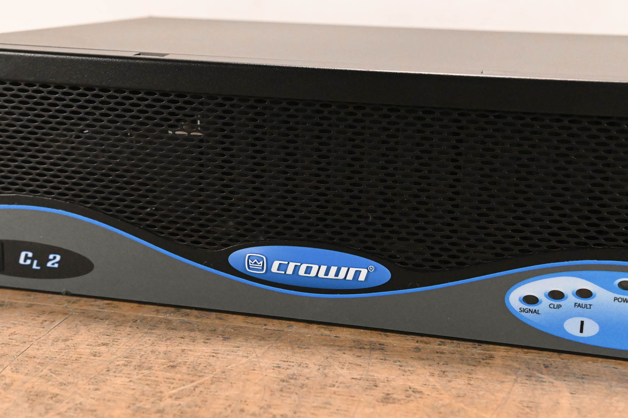 Crown CL2 Contractor Series 2-Channel Power Amplifier