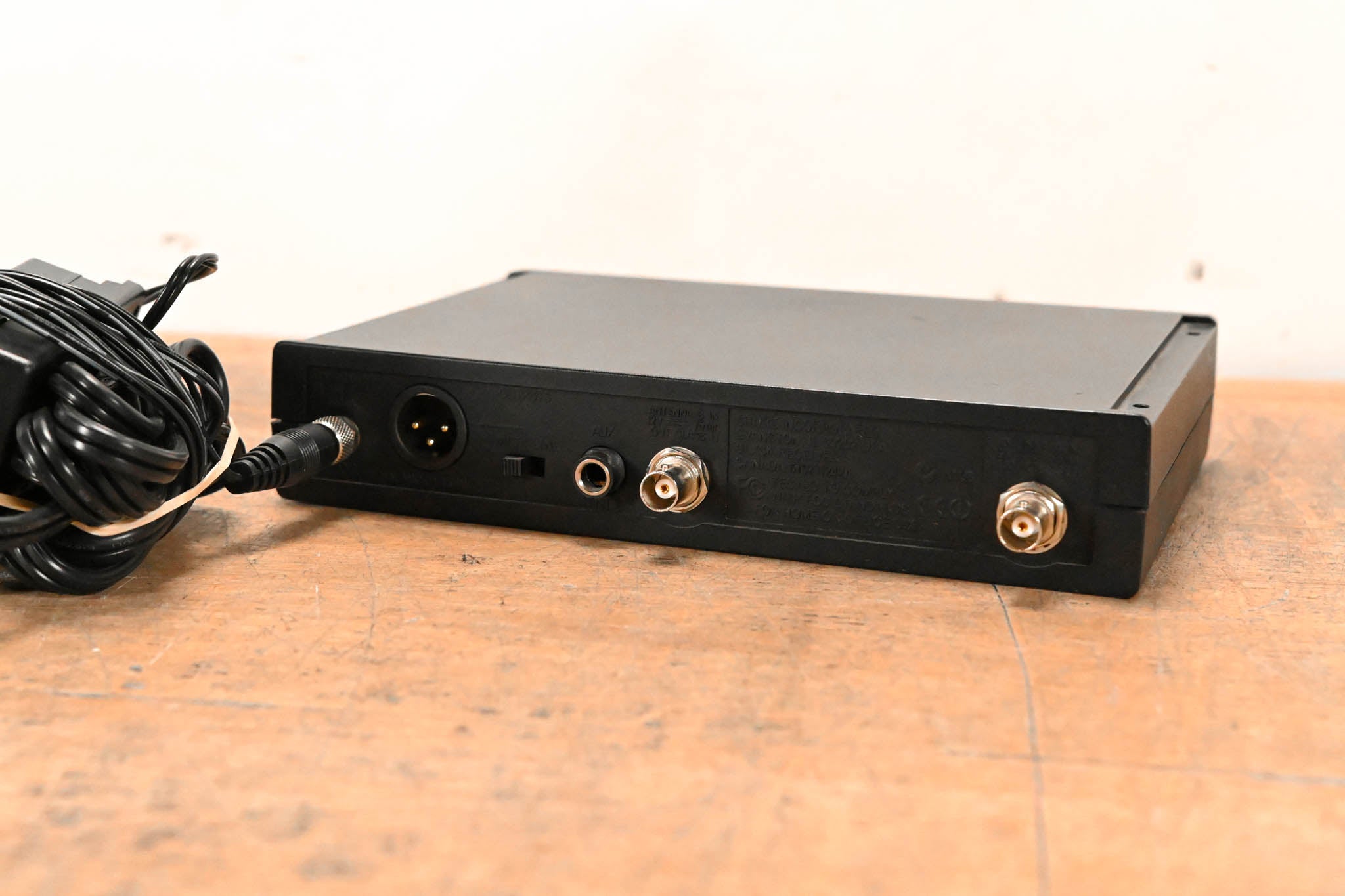 Shure ULXS14 Bodypack Wireless System - J1 Band: 554-590 MHz