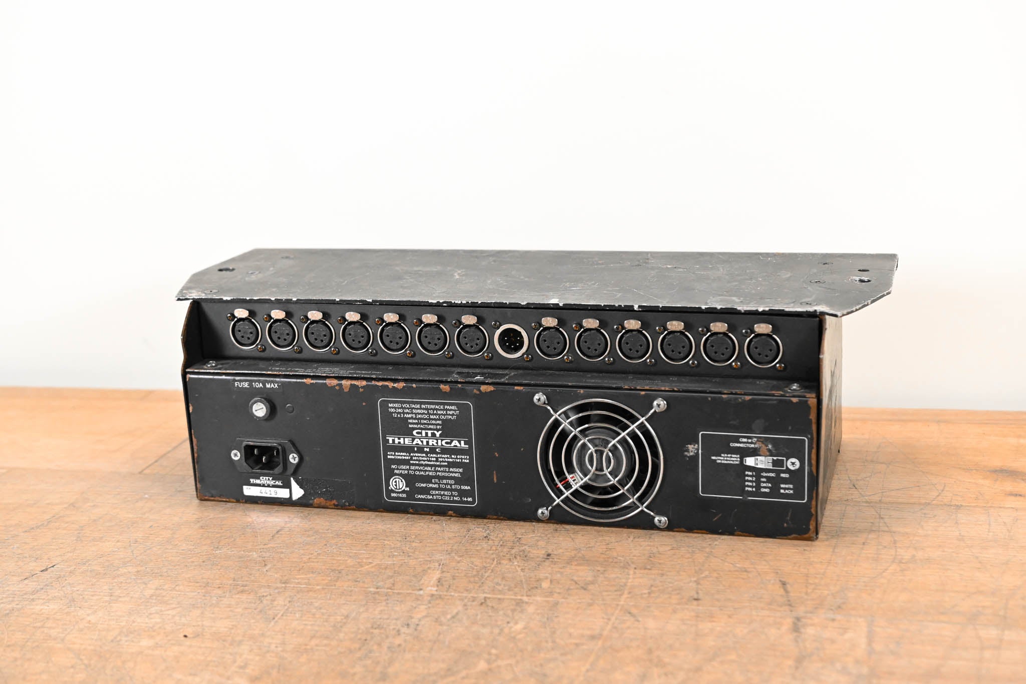 City Theatrical PDS-750-TR Power/Data Supply for Color Kinetics Fixtures