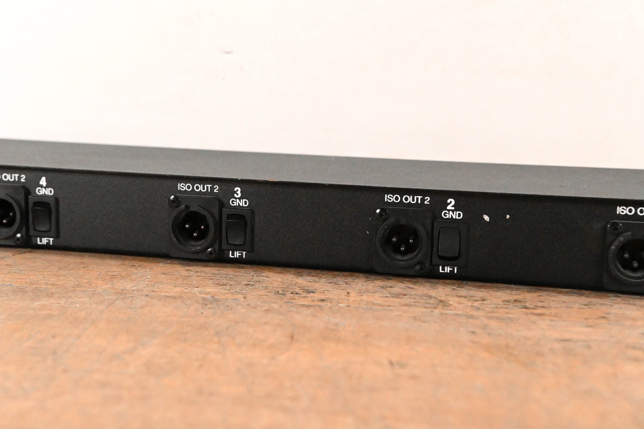 ProCo MS-43A Four-Channel Three Way Mic Splitter