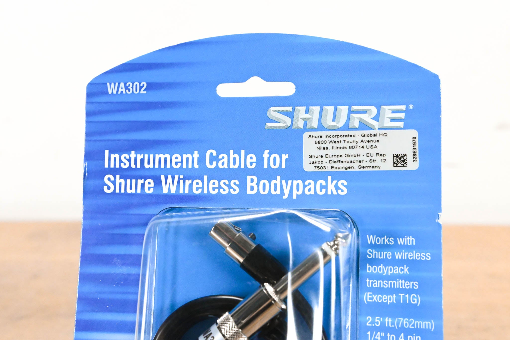 Shure WA302 TA4F to 1/4" Instrument Cable for Wireless Bodypacks - 2.5'