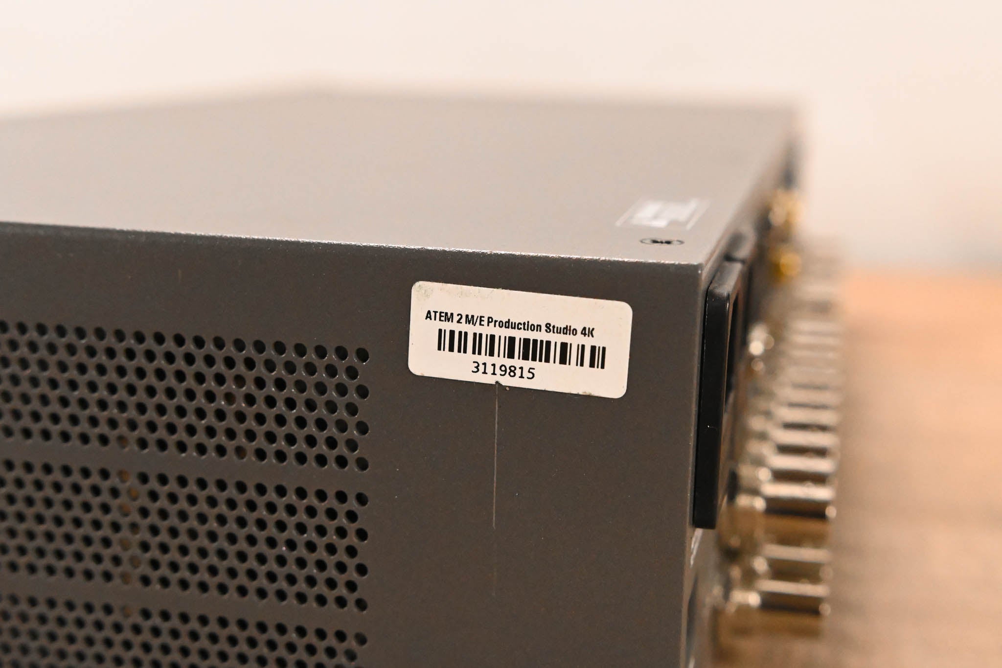 Blackmagic Design ATEM 2 M/E Production Studio 4K