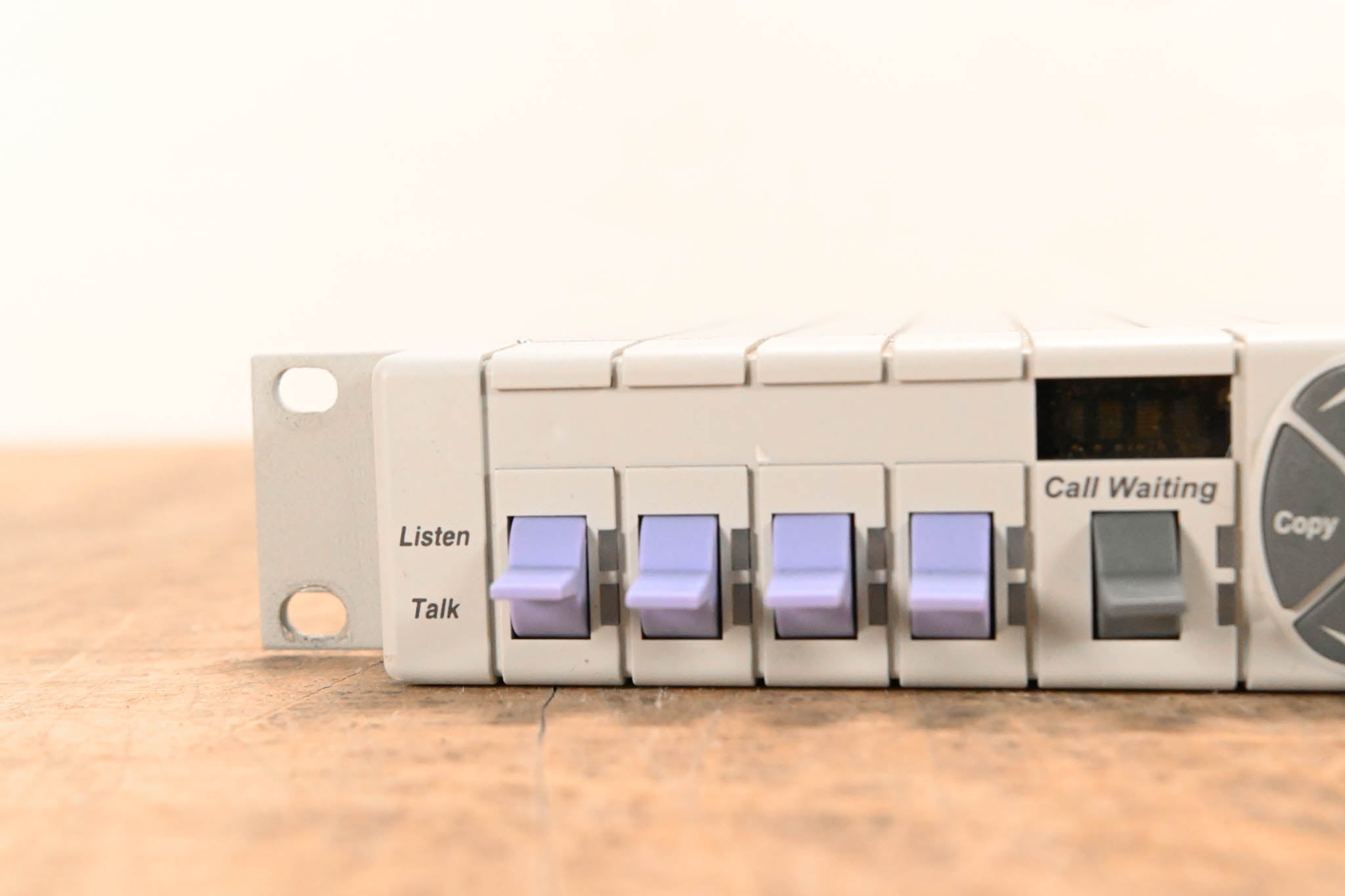 RTS MKP-4 4-Position Rackmount/Desktop Keypanel  - 4 pin