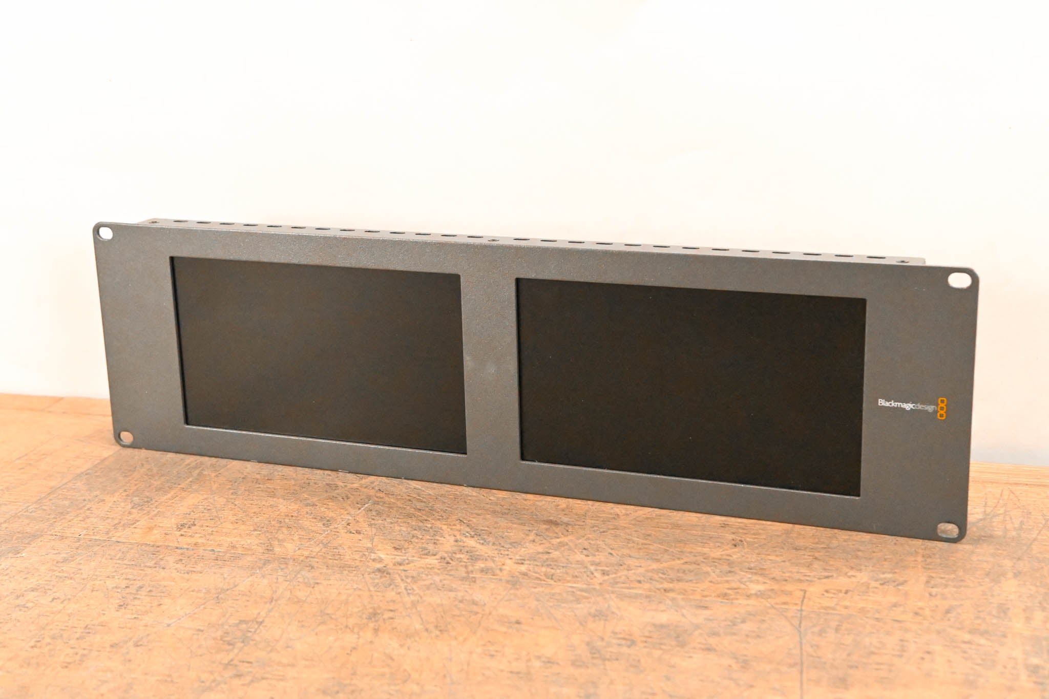 Blackmagic Design Smartview Duo Dual 8" LCD Monitors (NO POWER SUPPLY)