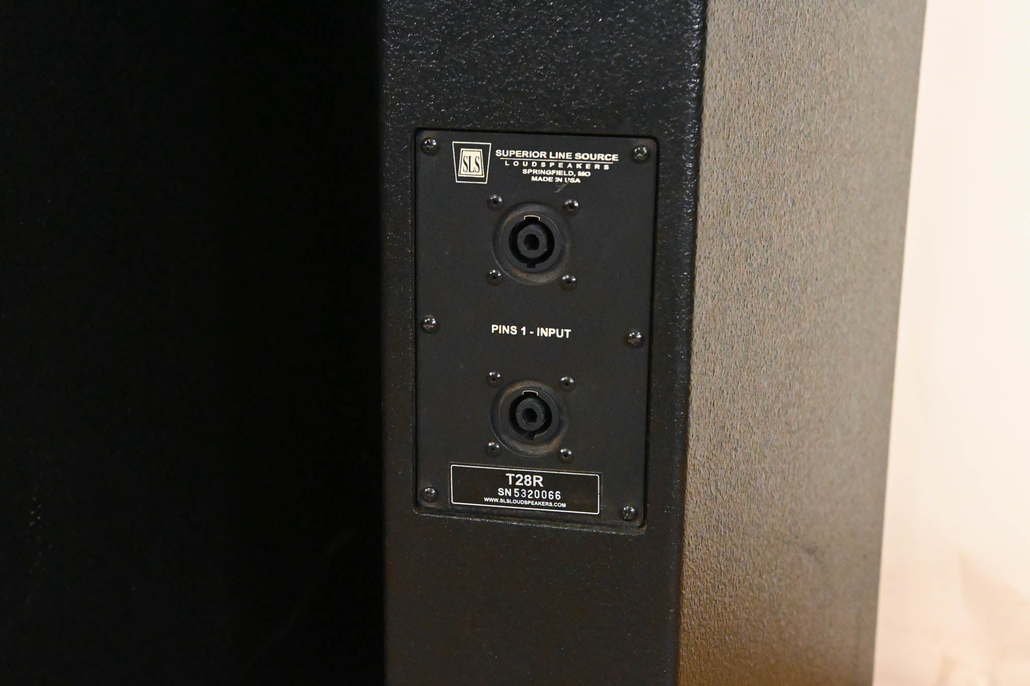 SLS T28R Dual 8" 2-Way Passive Installation Loudspeaker (PAIR)