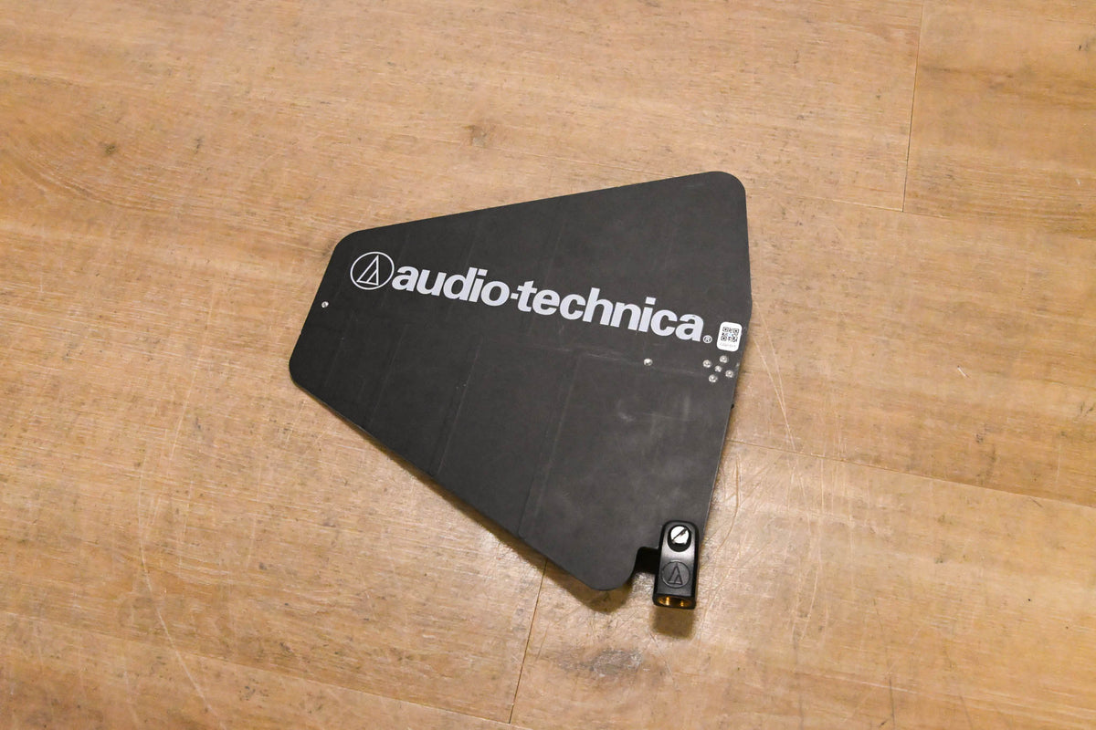 Audio-Technica ATW-A49 UHF Wideband LPDA Antenna - 440-900 MHz