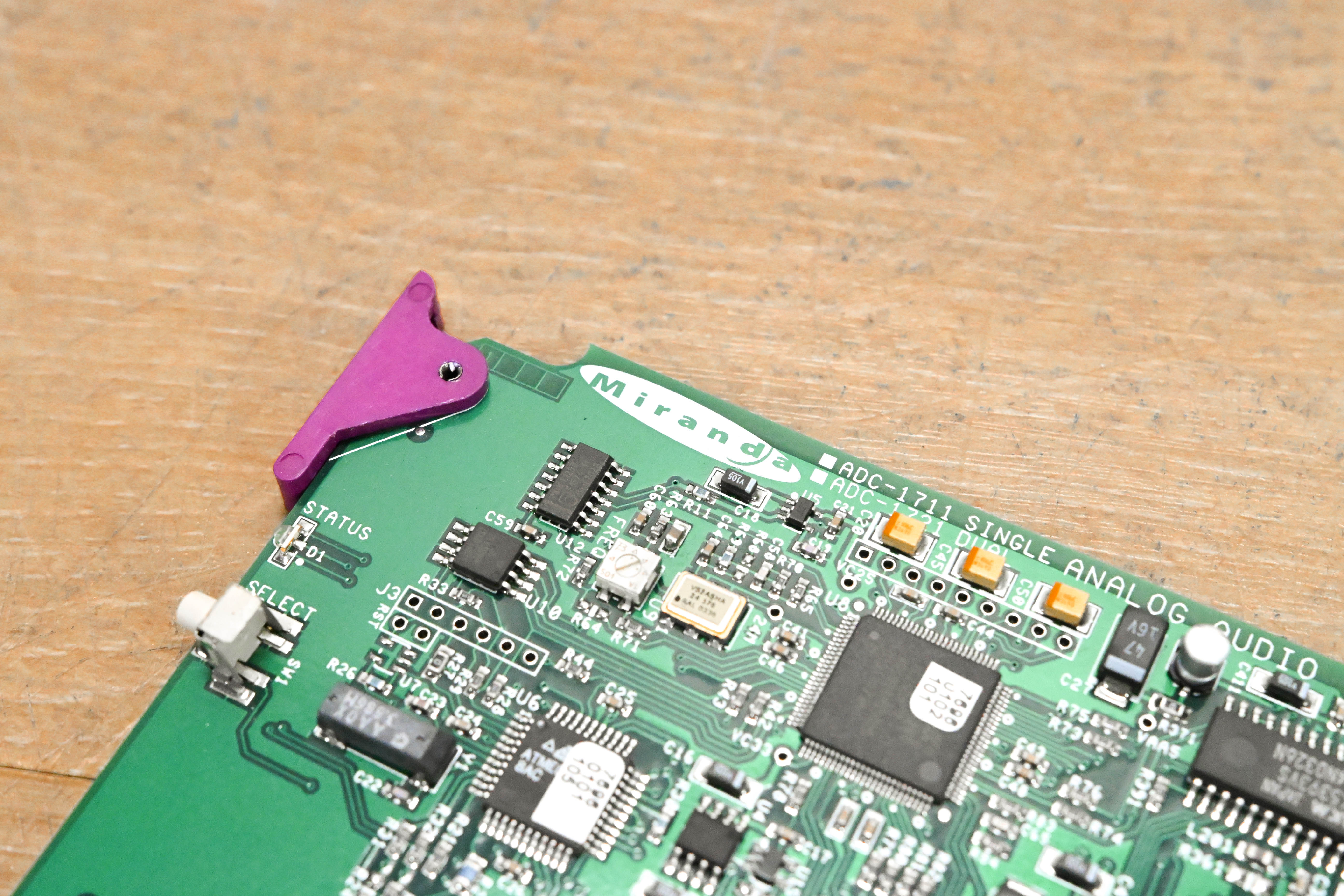 Miranda ADC-1721 Dual Analog Audio to AES Converter